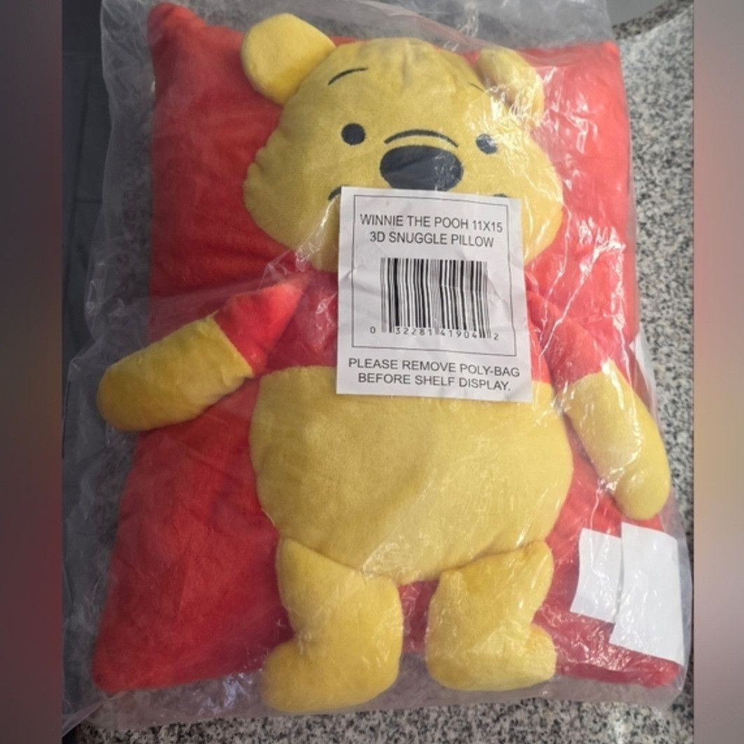 Disney NWT Jay Franco Disney Winnie The Pooh 3D Snuggle Pillow 15" Size ONE SIZE - 1 Thumbnail