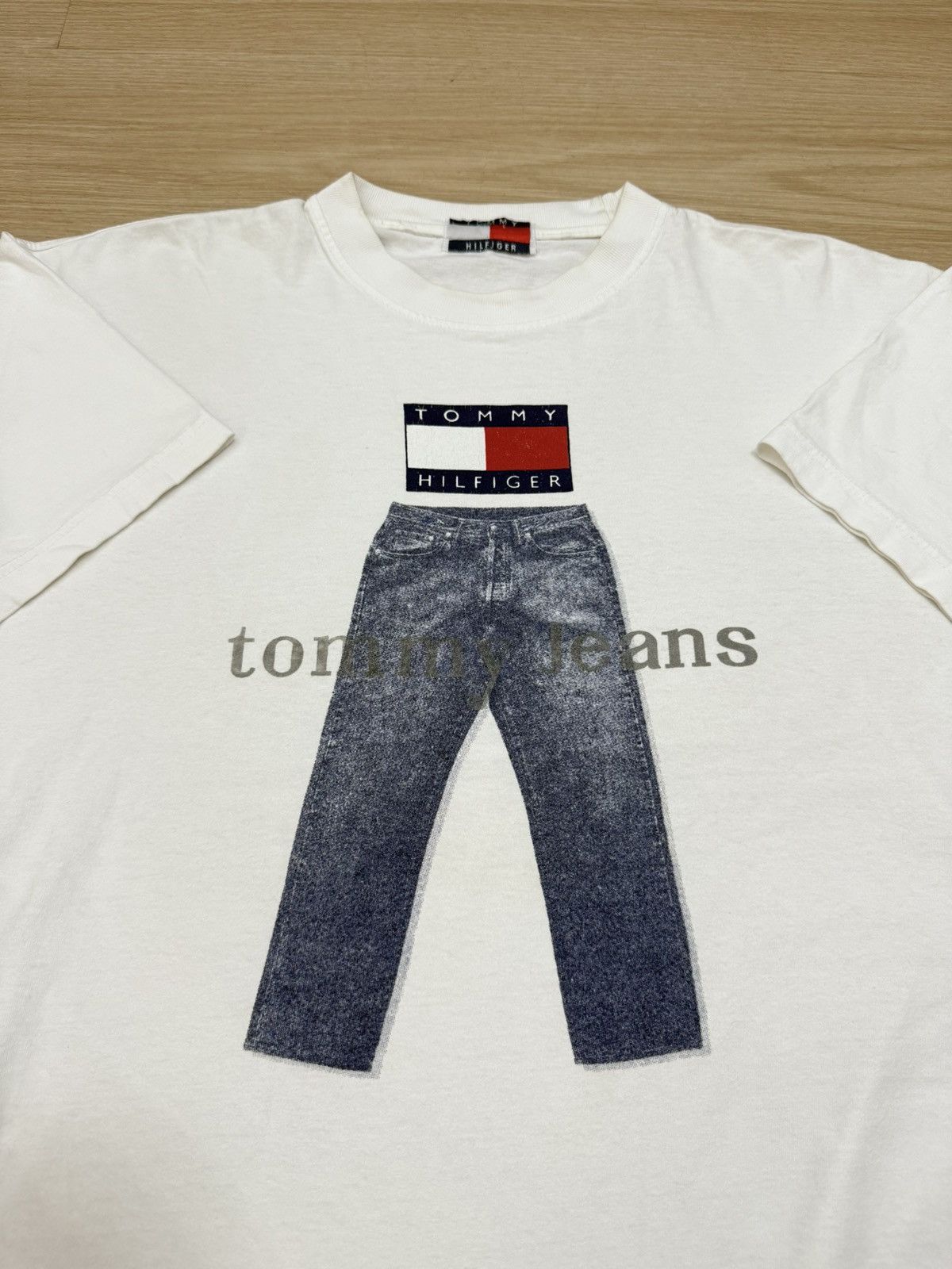 Tommy Hilfiger × Vintage Vintage Tommy Hilfiger Size US L / EU 52-54 / 3 - 1 Thumbnail