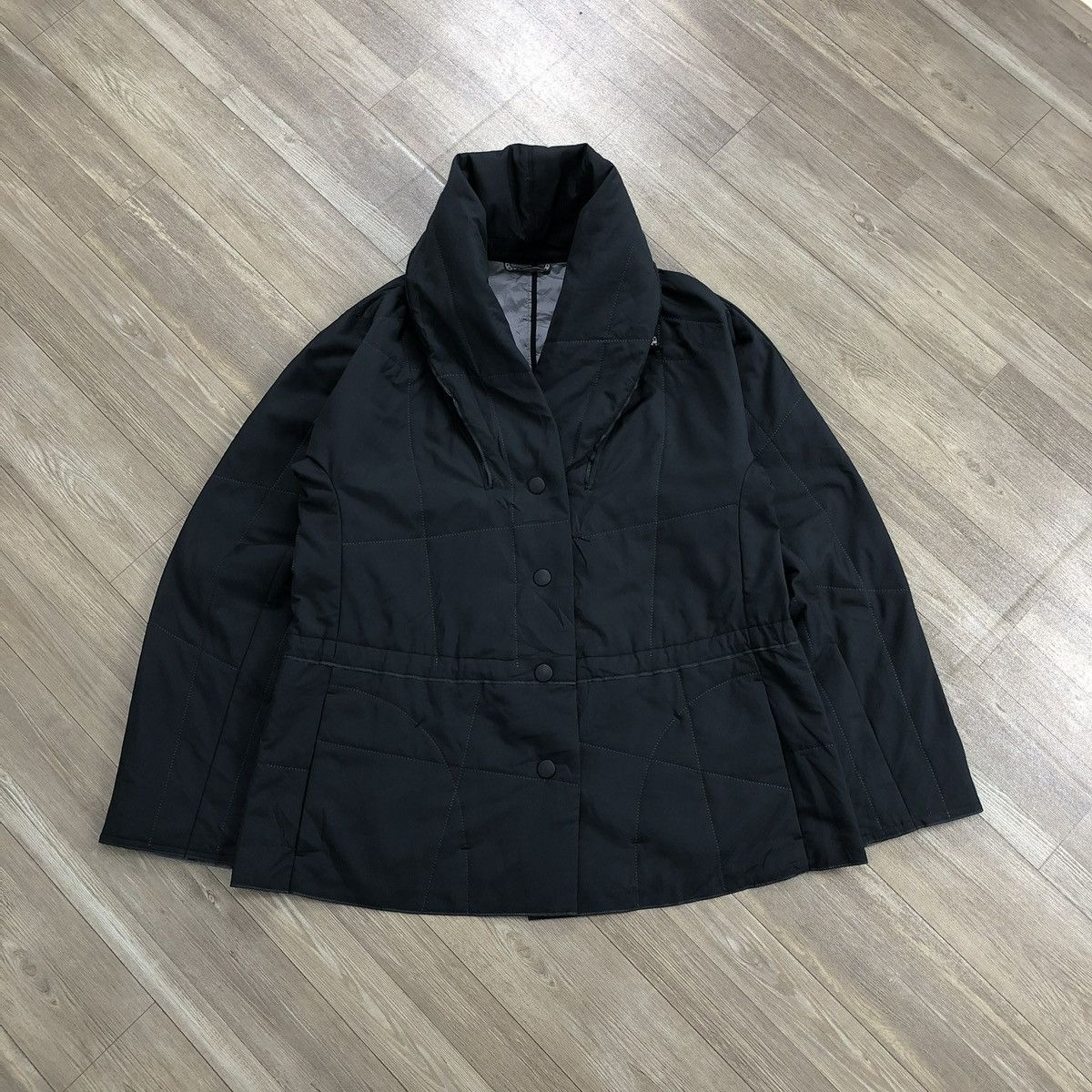 Issey Miyake Vintage Pleats Please Issey Miyake Quilted Polyester Jacket Size US L / EU 52-54 / 3 - 2 Thumbnail