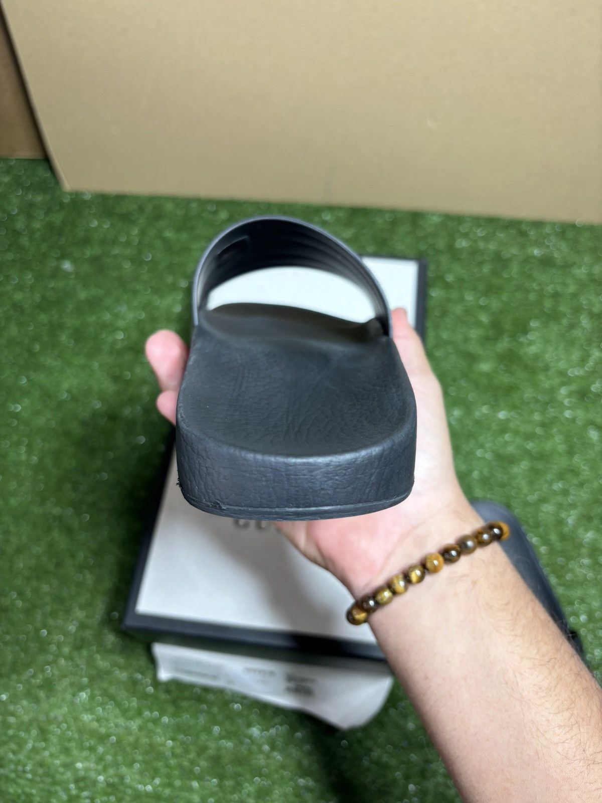Gucci Gucci pursuit pool slide Size US 9 / EU 42 - 9 Thumbnail
