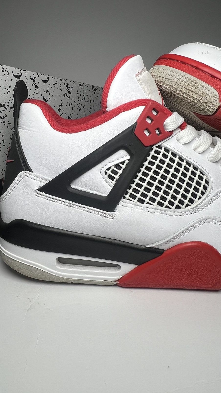 Jordan Brand Jordan 4 Retro ‘Fire Red’ Size US 7 / EU 40 - 11 Thumbnail