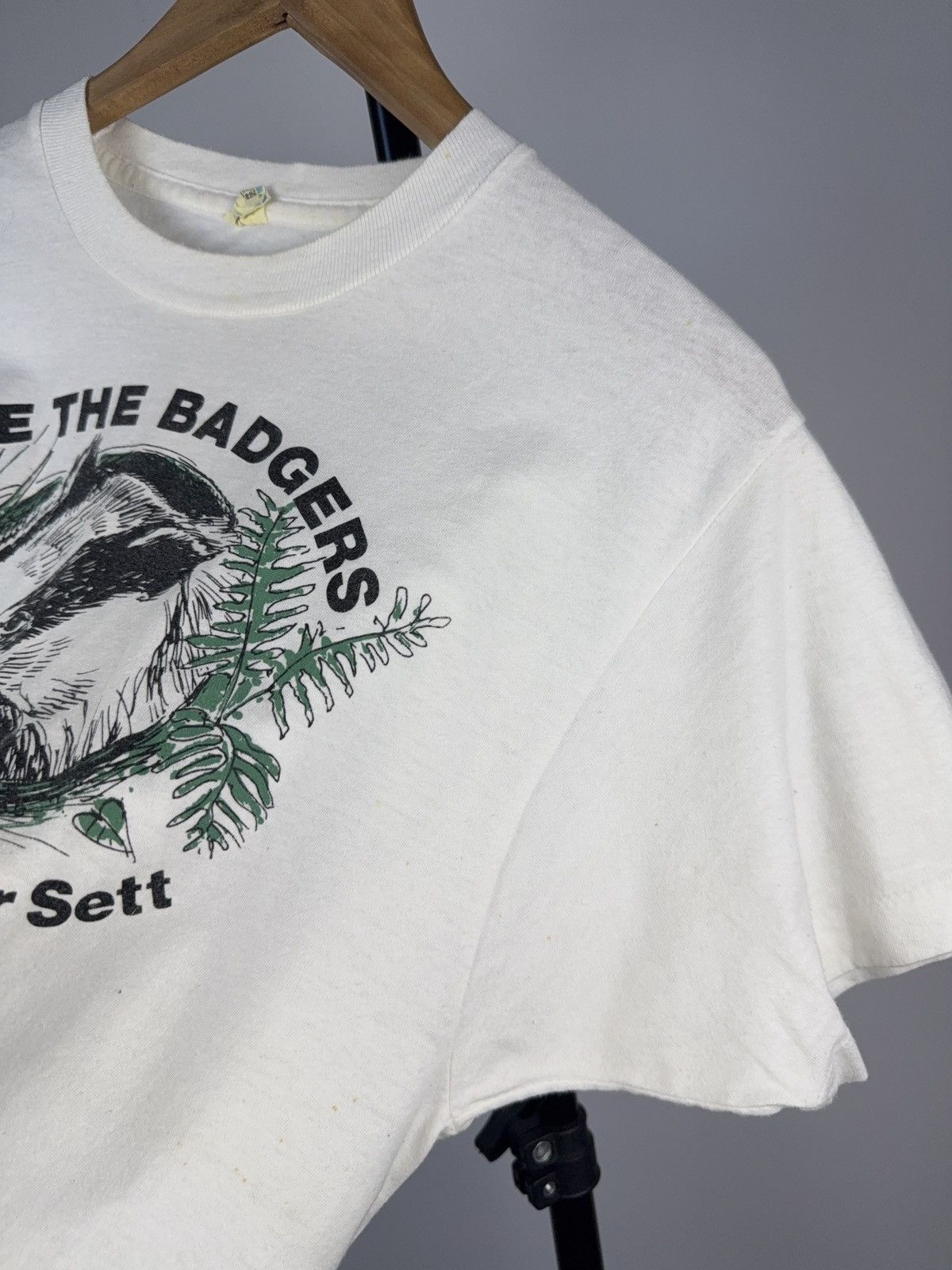 Vintage Vintage 90s Retro Save The BADGERS rare Tee Shirt Size US L / EU 52-54 / 3 - 7 Thumbnail