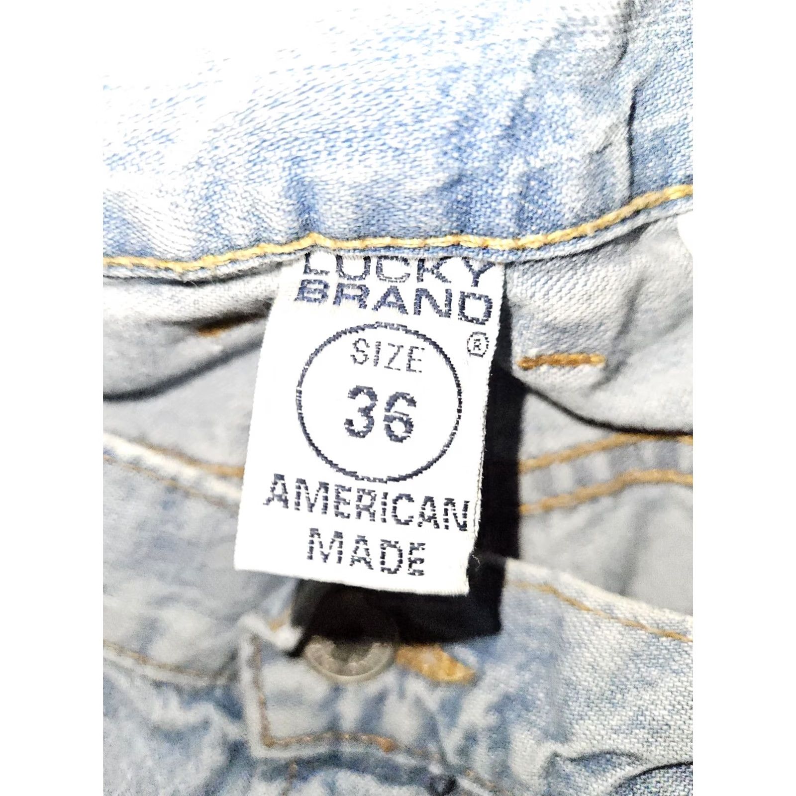 Lucky Brand VINTAGE Lucky Brand Transit Jeans Mens 36 Jeans Distressed 90s USA Denim Blue Straight Relaxed Mid 10-12 Inseam 33 Mens Size US 36 / EU 52 - 2 Thumbnail