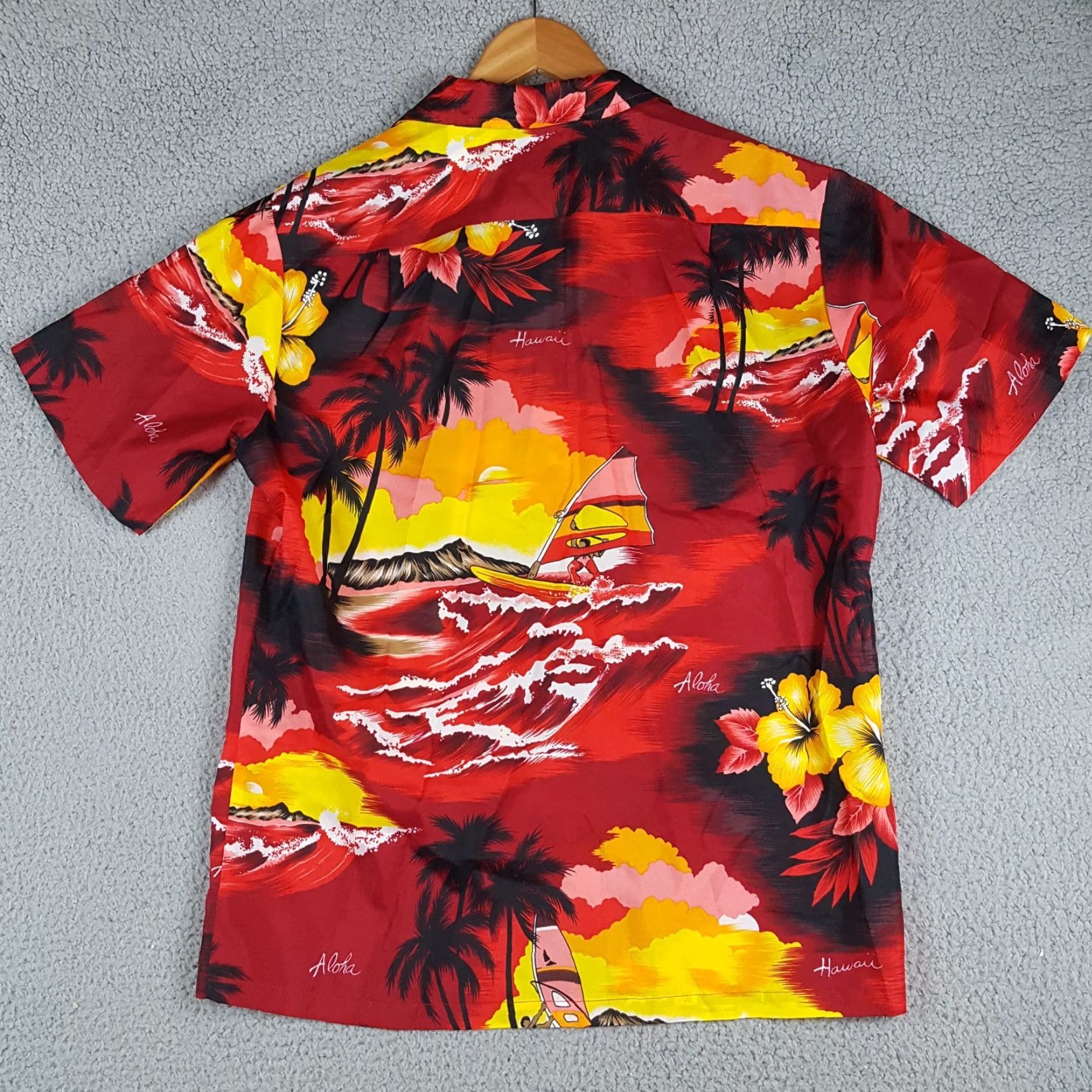 Vintage VINTAGE Kalena Fashions Vintage Hawaiian Surfer Aloha Camp Shirt Men's M Red Short Sleeve Button-Up Beach Casual Workwear 90s Island Party/Cocktail Size US M / EU 48-50 / 2 - 5 Thumbnail
