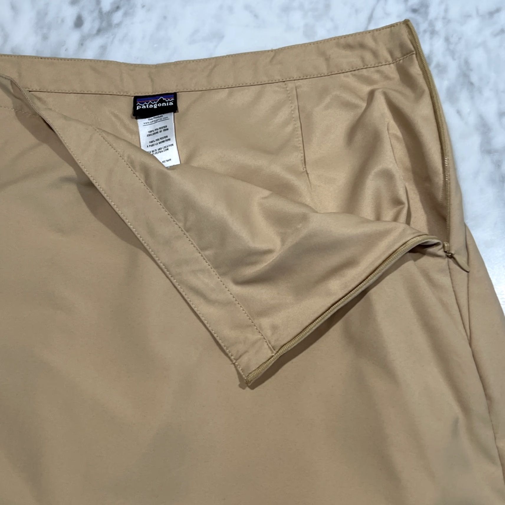Patagonia Patagonia Skort Women’s 2 Tan Zip Pocket Golf Pickleball Active Size ONE SIZE - 5 Thumbnail