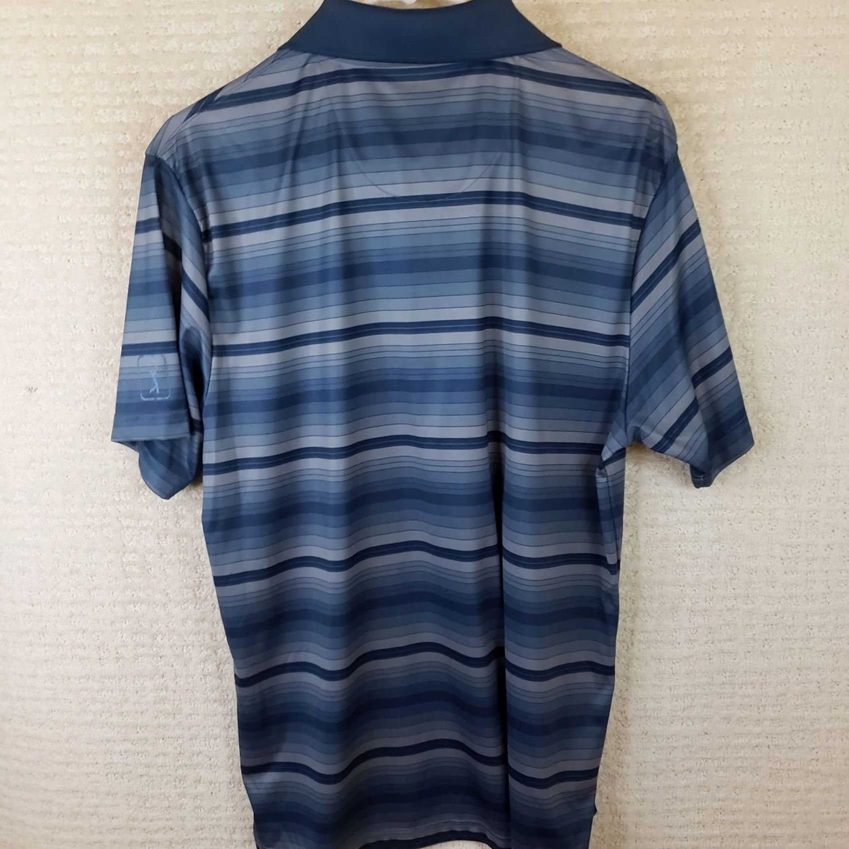 PGA Tour PGA Tour Pro Series Polo Shirt Men Blue Striped Short Sleeve Pullover Breathable 100% Polyester Golf Shirt M Regular Size US M / EU 48-50 / 2 - 5 Thumbnail