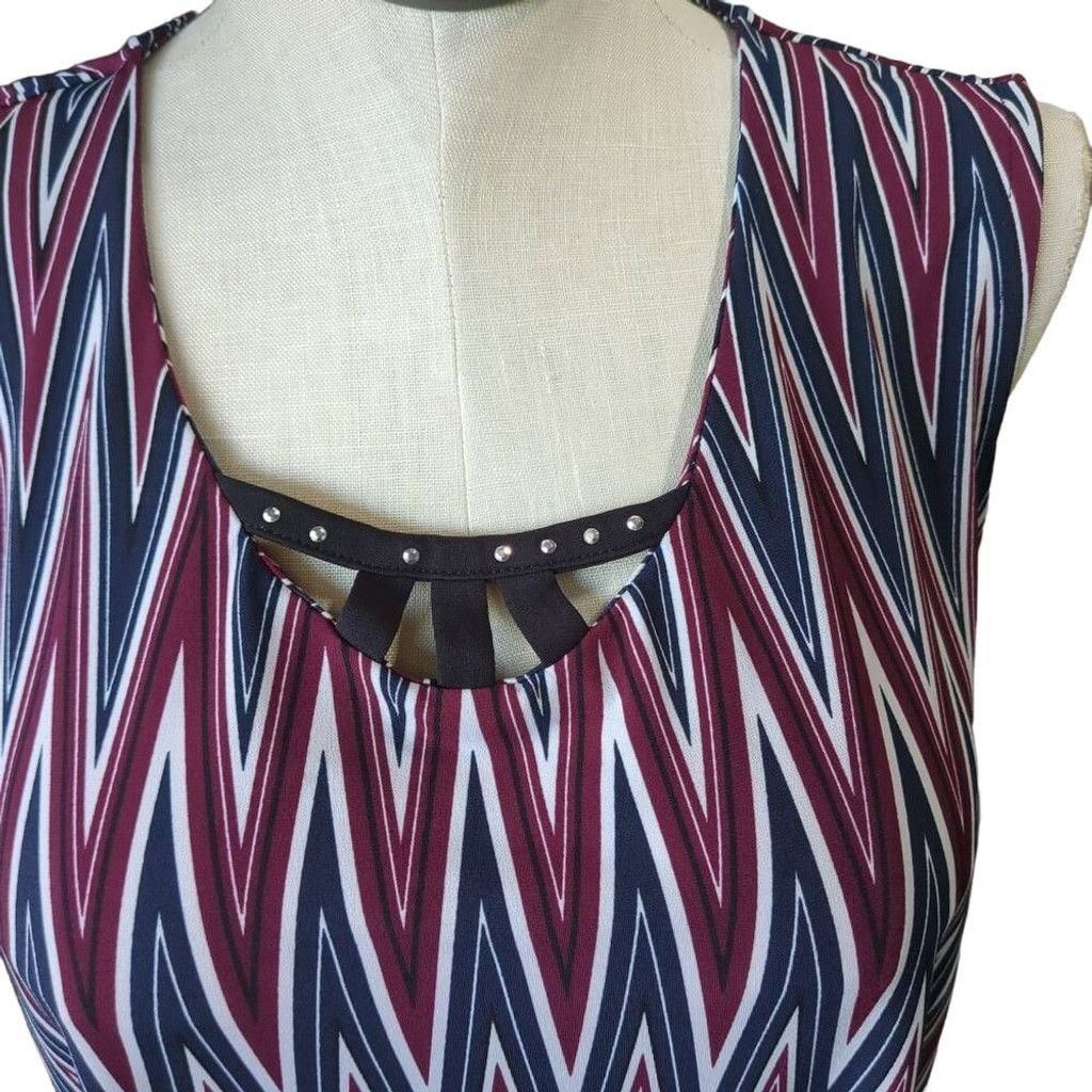 Other CJ Banks Women's 2X Sleeveless Tunic Burgundy Blue Chevron Size XXL / US 16-18 / IT 52-54 - 2 Thumbnail