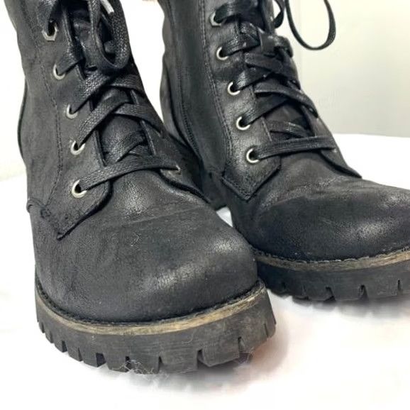 Steve Madden VINTAGE? NWOB Steve Madden Comfort Faux Leather Winter Boots Womens 10 Black Faux Leather Snow Boot Women 10 Black Steve Madden Winter Boots Womens 10 Size US 10 / IT 40 - 3 Thumbnail