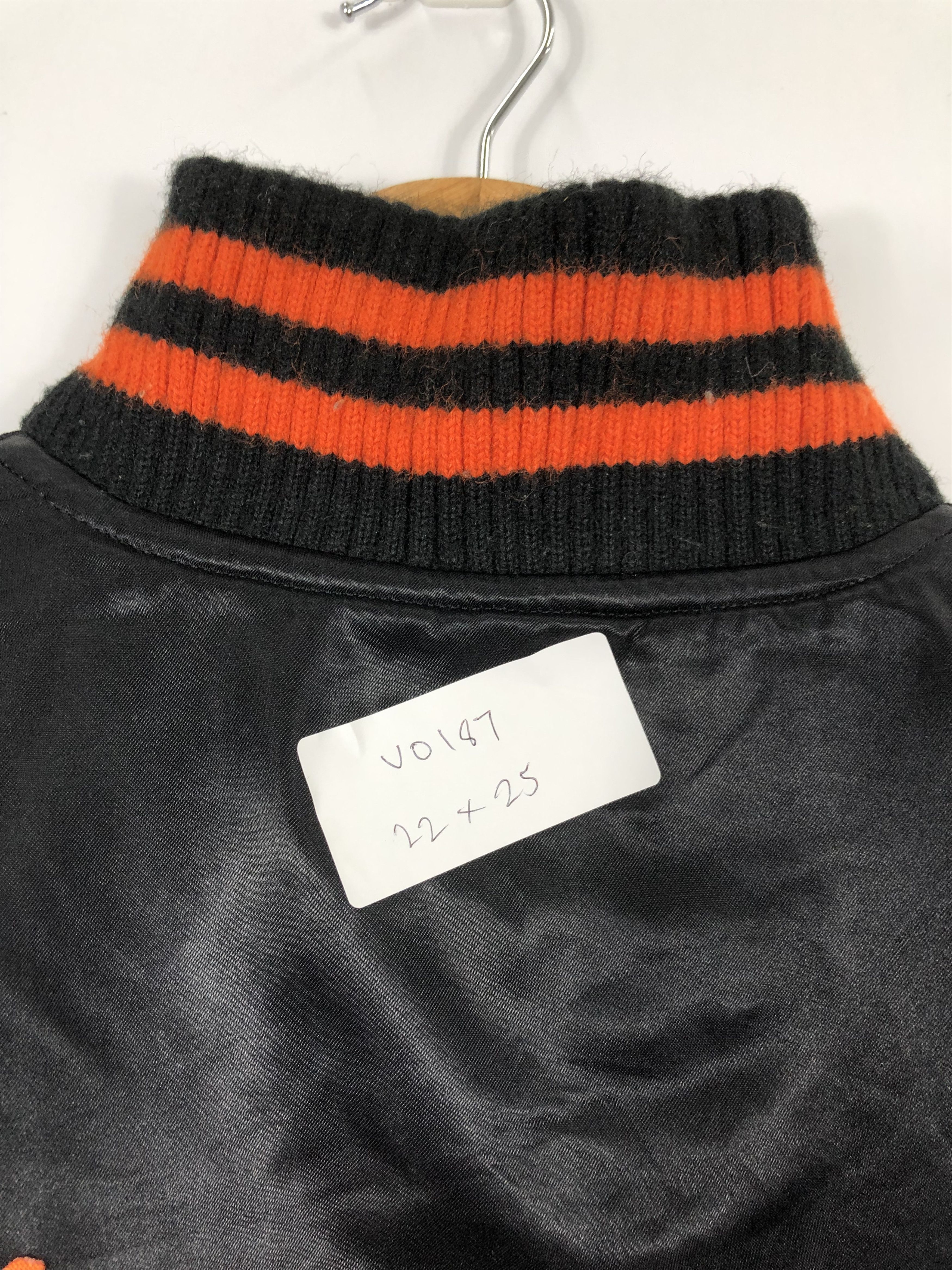 Vintage Vintage Varsity Jacket Reversible Football team V0187 Size US L / EU 52-54 / 3 - 18 Thumbnail