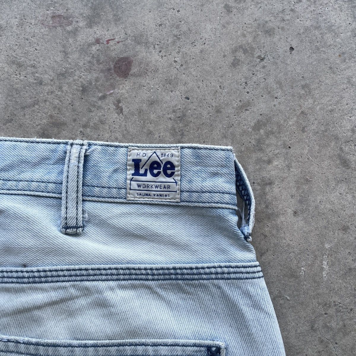 Japanese Brand Vintage Lee Japan Workwear Wash Jeans Faded Pants Denim W31 Size US 31 - 8 Thumbnail