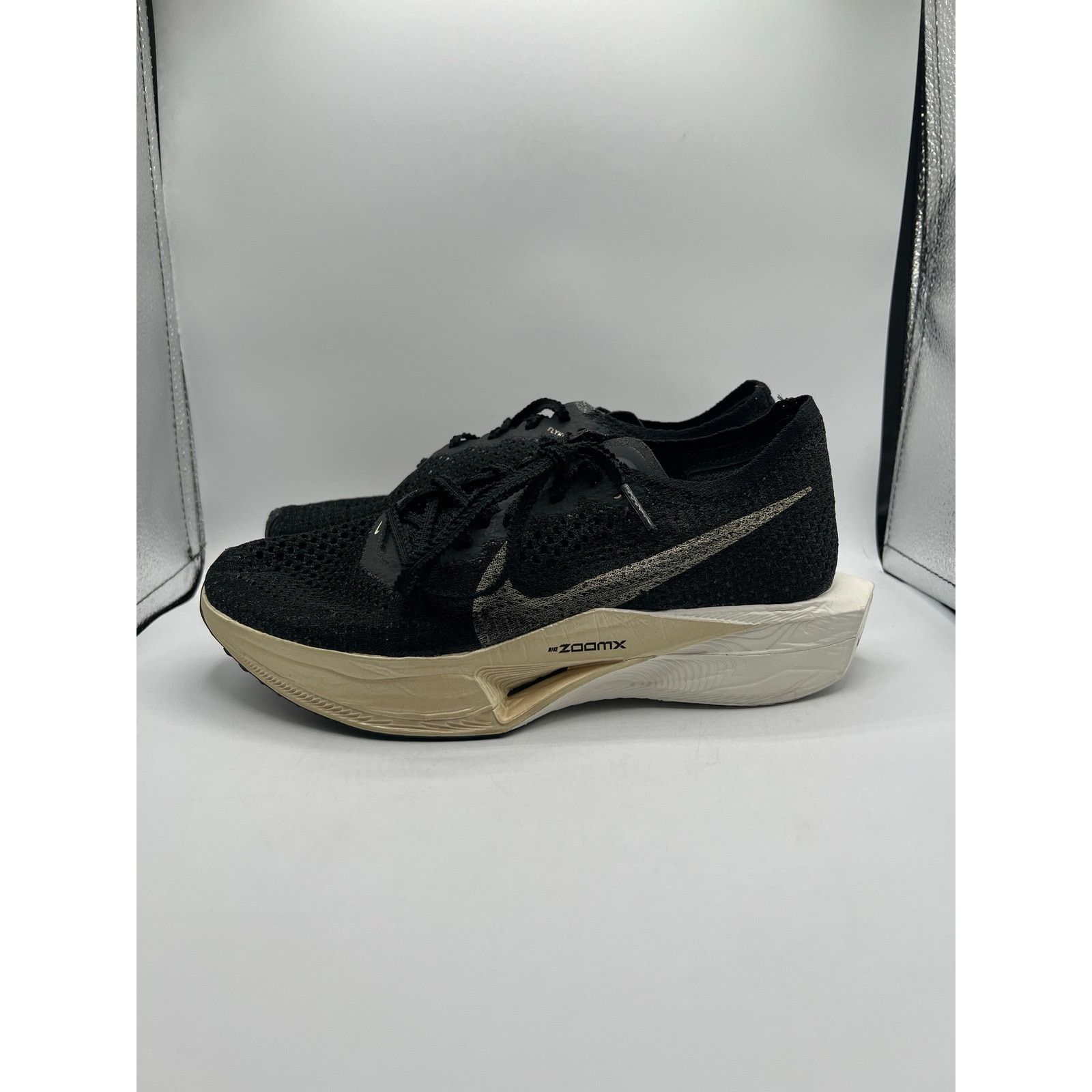 Nike Nike ZoomX VaporFly Next %3 “Black Metallic Gold Grain” Size US 6 / EU 39 - 1 Thumbnail