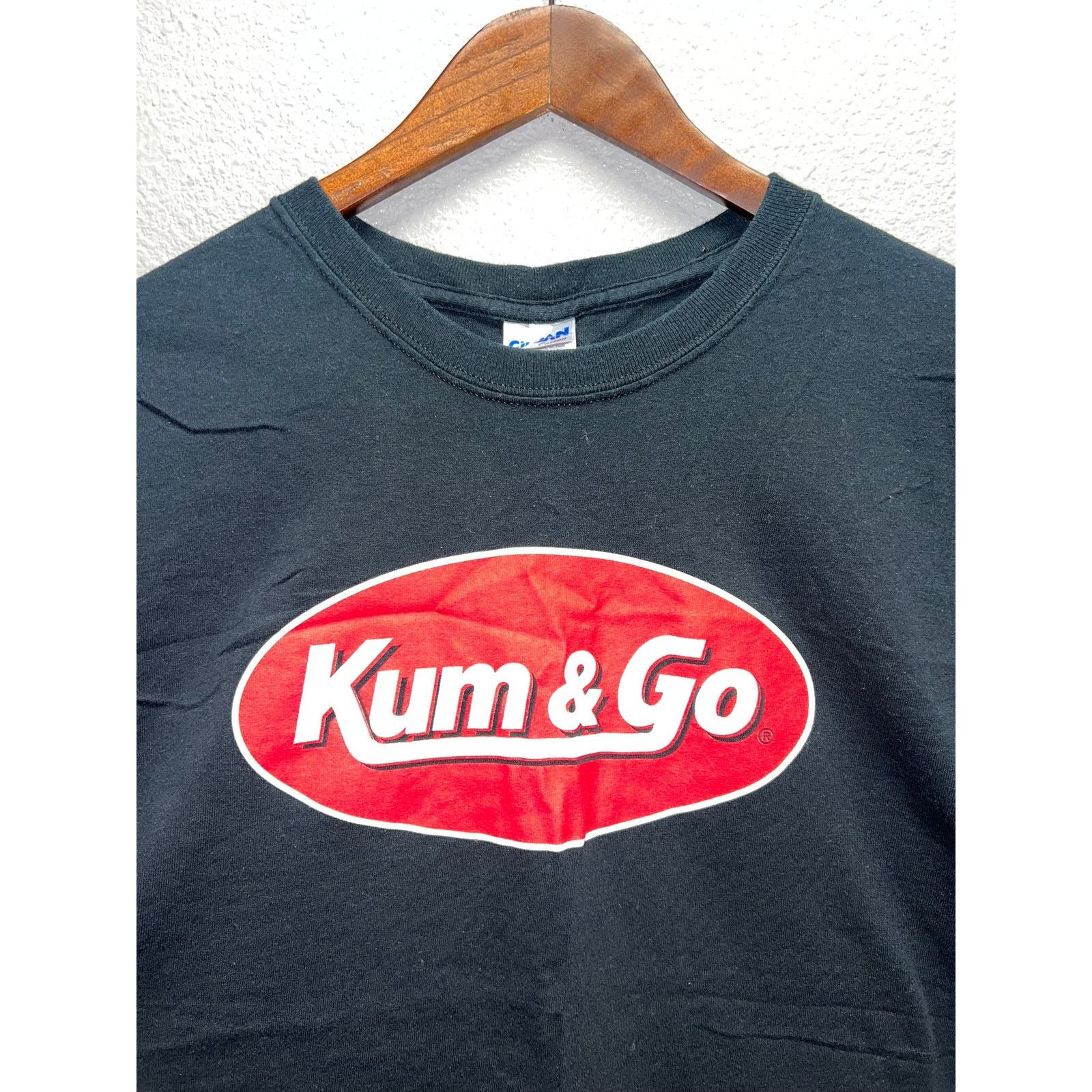 Gildan Vintage Kum & Go Shirt Kum and go Gas Station Tee 2XL XXL Size US XXL / EU 58 / 5 - 2 Thumbnail