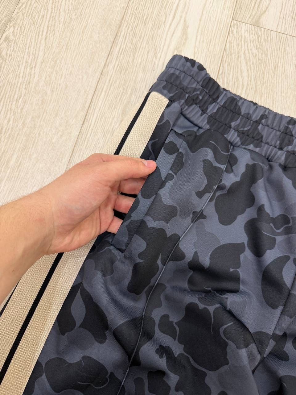 Palm Angels Palm Angels Camo Trackpants Size XL Size US 36 / EU 52 - 4 Thumbnail