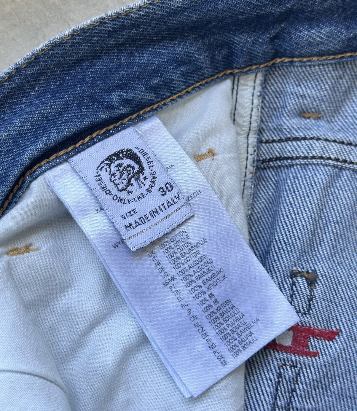Diesel Diesel Men's Straight Fit Distressed Jeans D-Macs W30-L30 Size US 30 / EU 46 - 14 Thumbnail