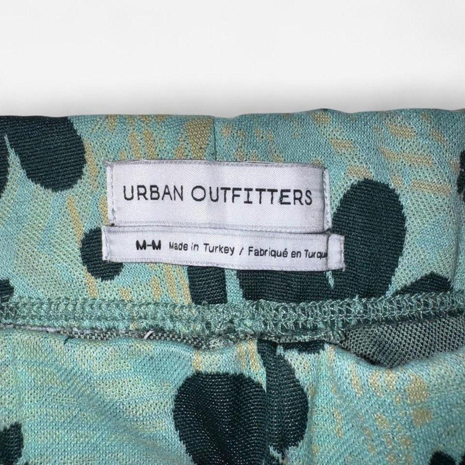 Urban Outfitters Urban outfitters green floral flare Size 30" / US 8 / IT 44 - 3 Thumbnail