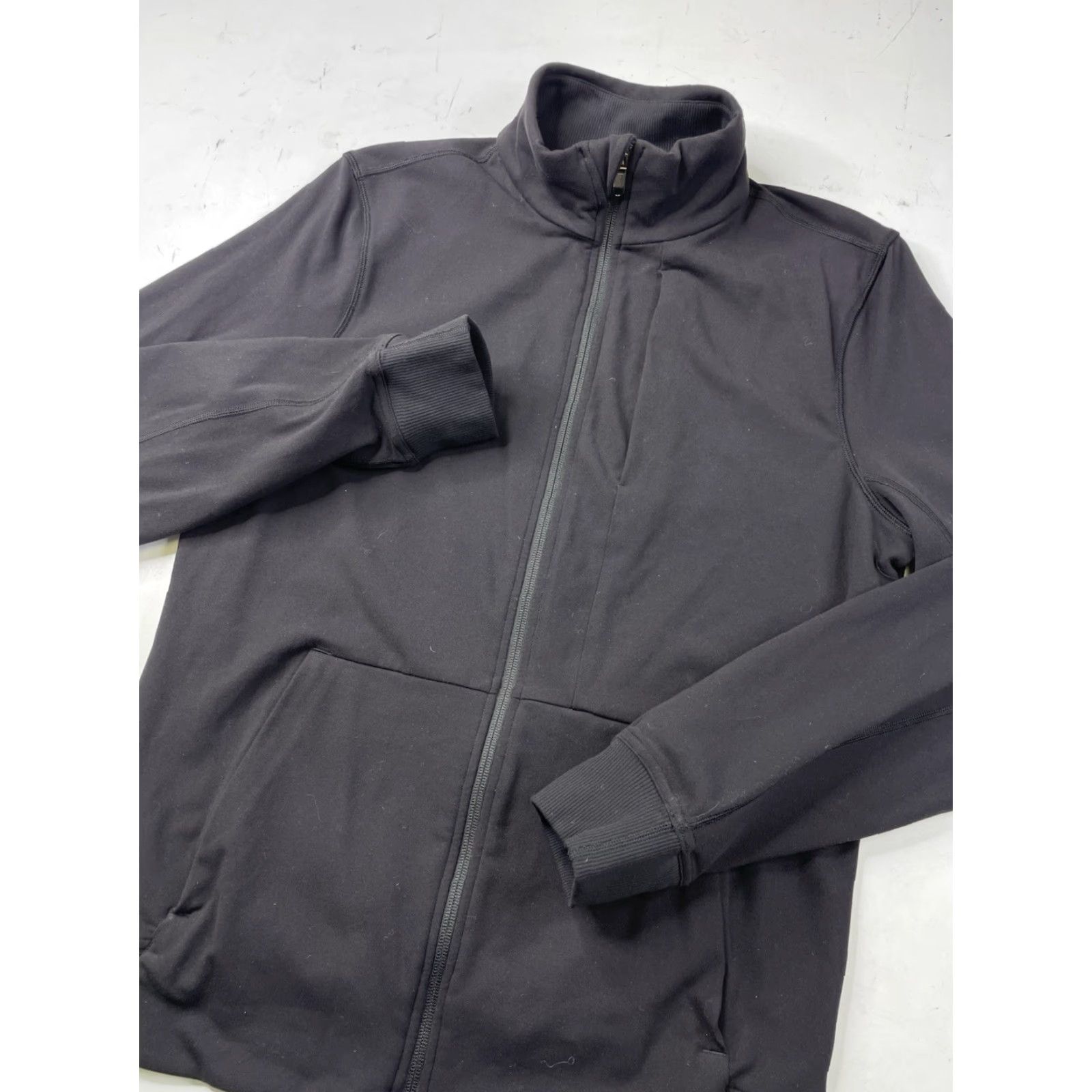 Lululemon LULULEMON Men's Black Zip Up Jacket Mock Neck Pockets Long Sleeve Size Medium Size US M / EU 48-50 / 2 - 2 Thumbnail
