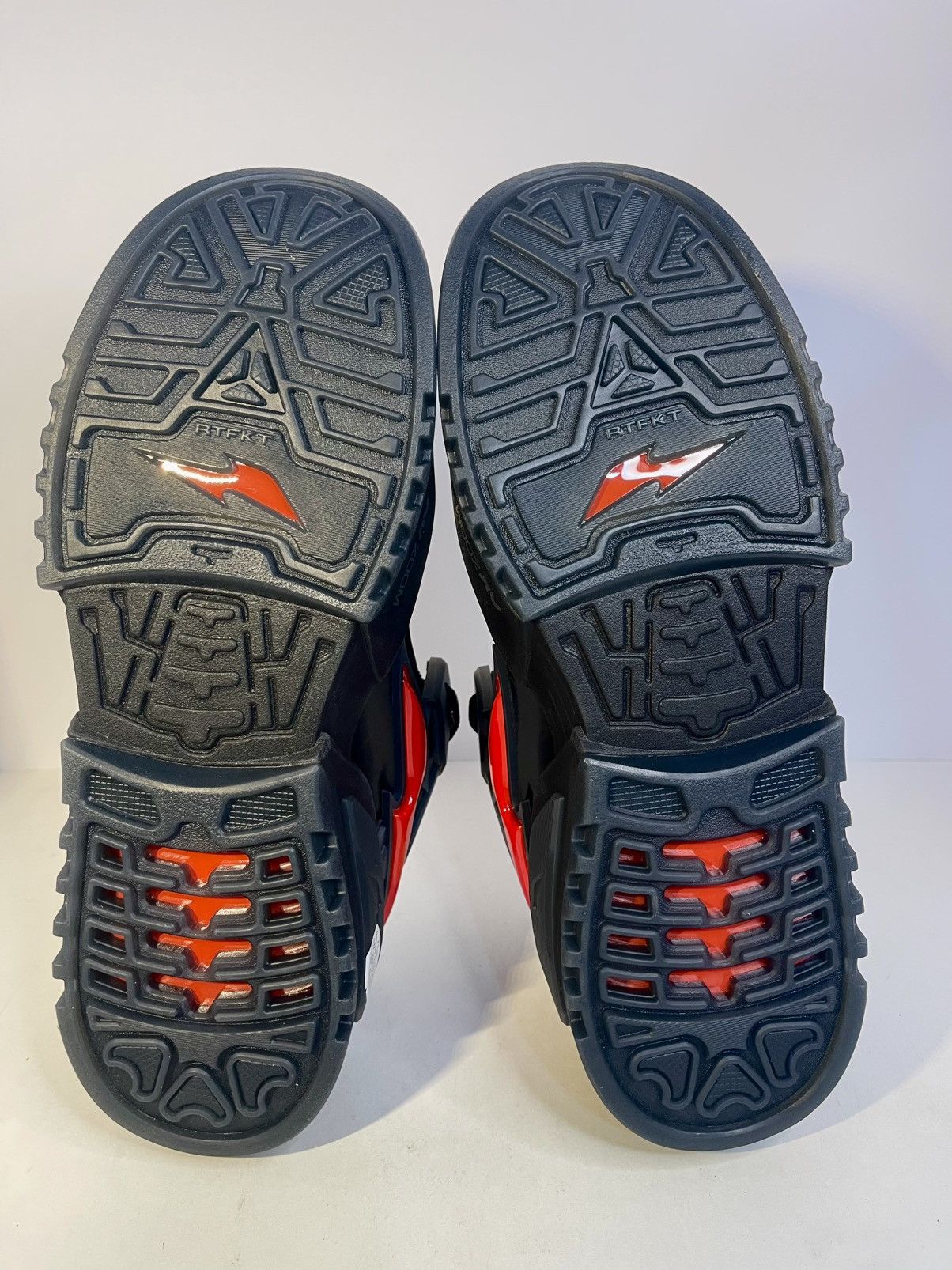 Nike Nike RTFKT x Dunk Genesis Low Clone X 1 / 5849 Size 9.5 Mens Size US 9.5 / EU 42-43 - 5 Thumbnail