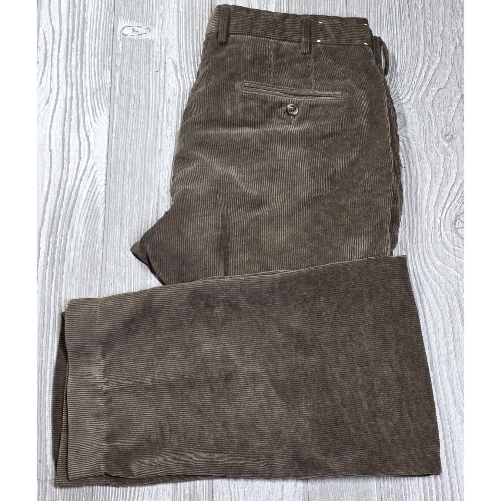 Peter Millar Peter Millar Corduroy Pants Men 36x30 Chinos Brown Nanoluxe Trouser Golf Mens Regular 36 Brown Corduroy Nanoluxe 90s? Size US 36 / EU 52 - 2 Thumbnail