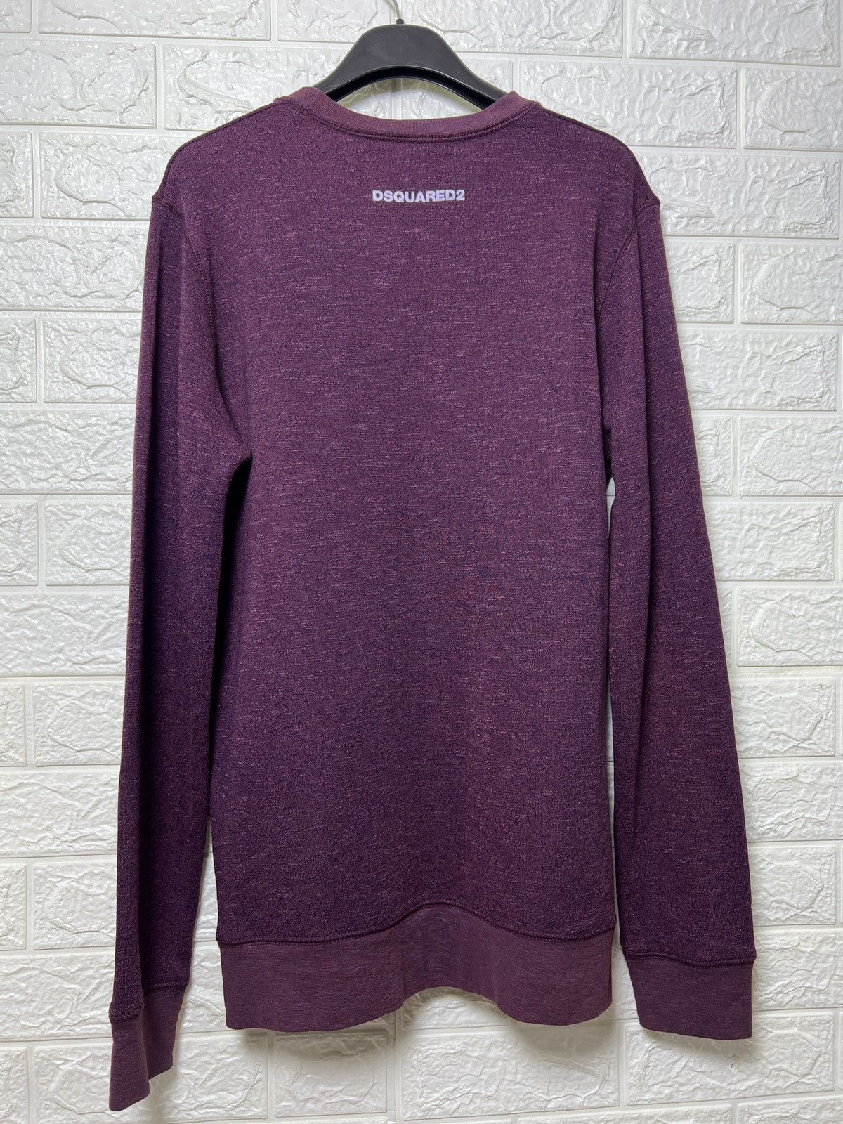 Dsquared2 Men Dsquared2 Burgundy Sweatshirt Large -Excellent Condition Size US L / EU 52-54 / 3 - 2 Thumbnail