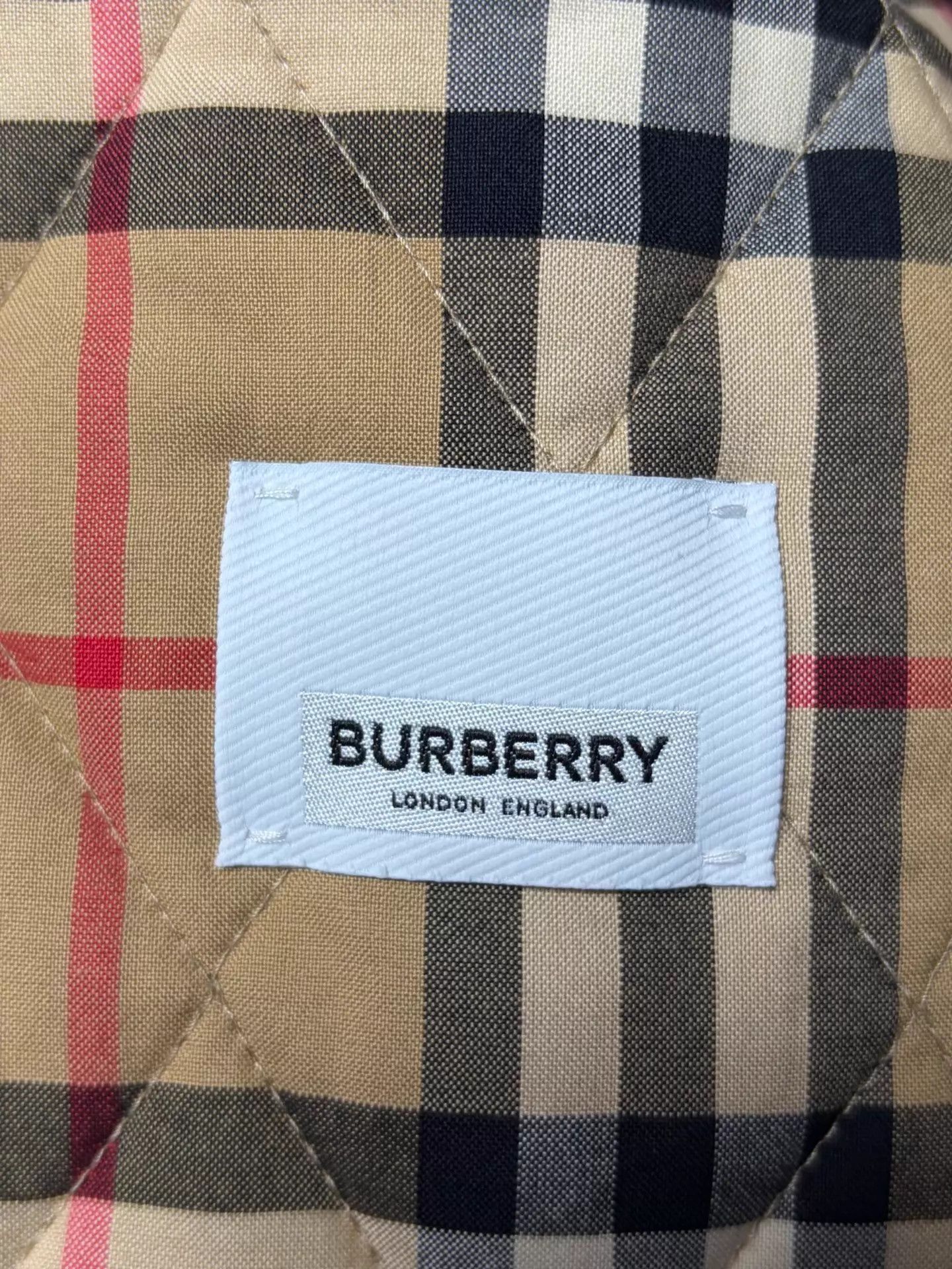 Burberry Burberry Women's Gold Padded Jacket M Size M / US 6-8 / IT 42-44 - 4 Thumbnail