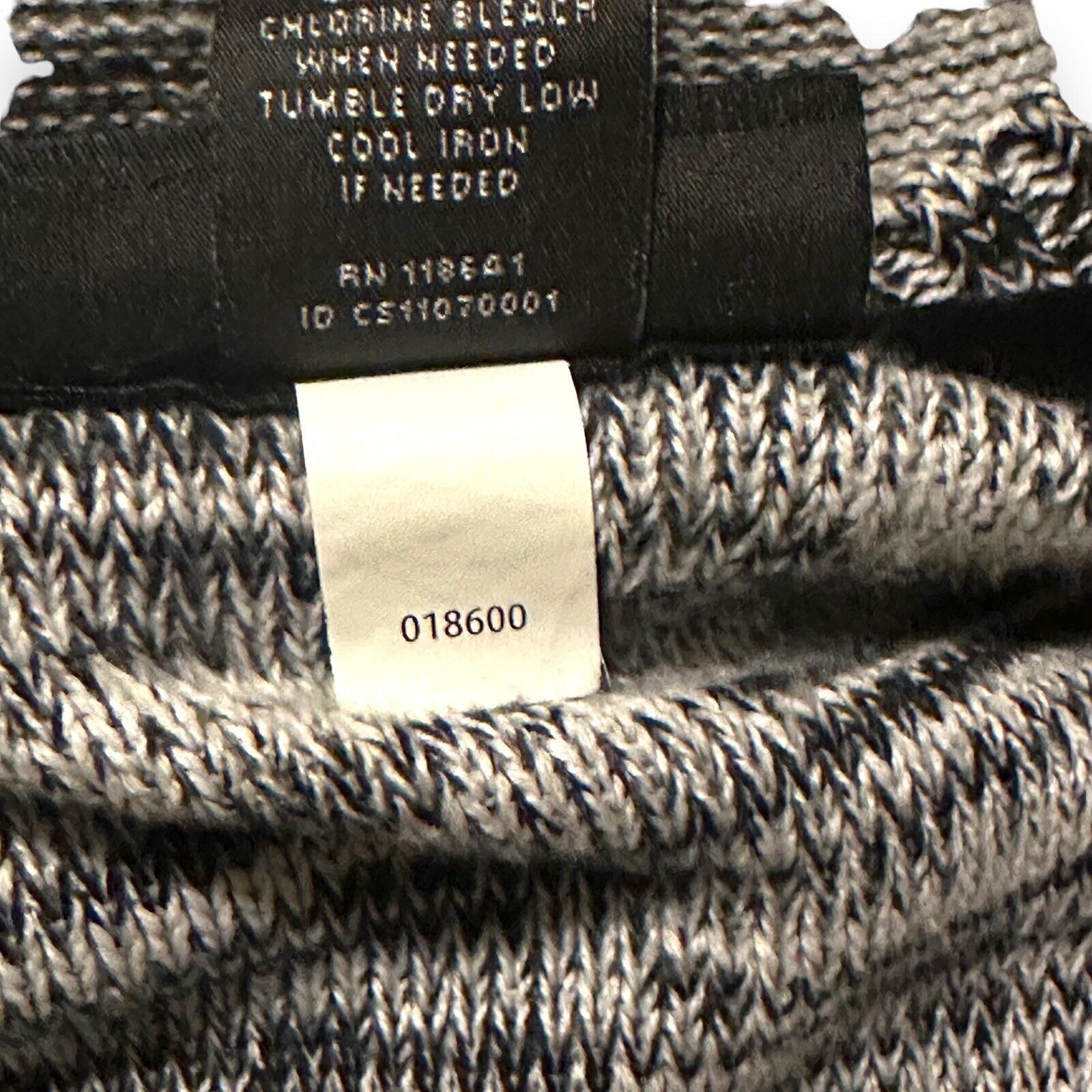 Other Lane Bryant Sweater Women 18/20 Black White Knit V Neck Lon Size XXL / US 16-18 / IT 52-54 - 11 Thumbnail
