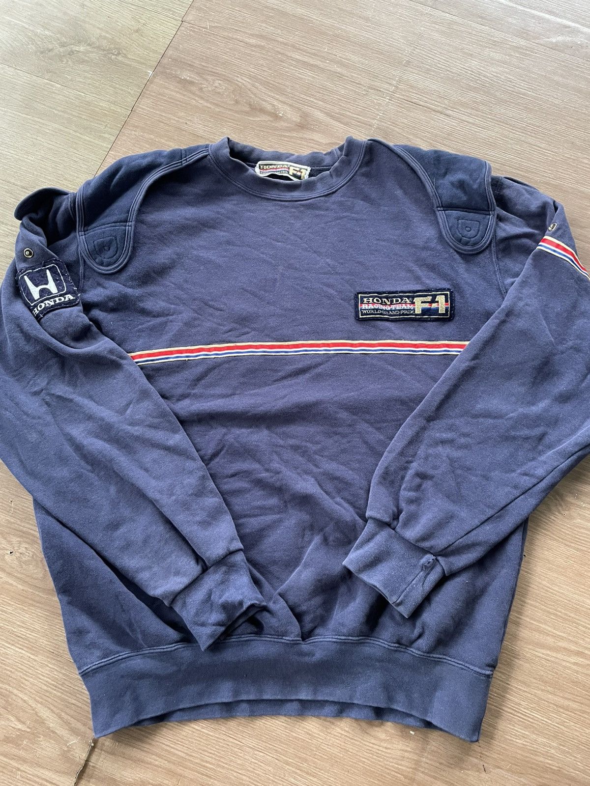 Honda Vintage Distressed Honda F1 Racing Team Sweatshirt Size US L / EU 52-54 / 3 - 1 Thumbnail