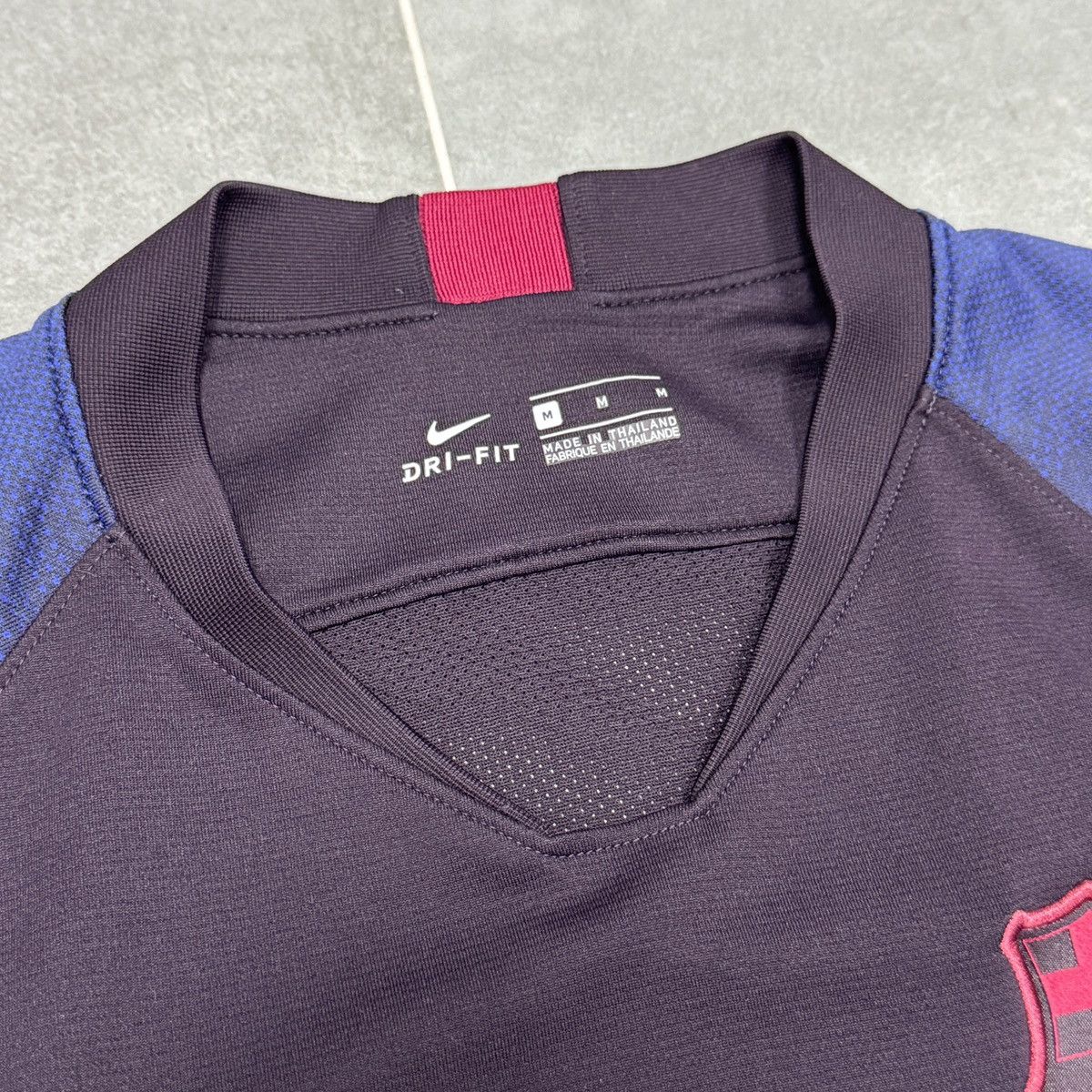 Nike Nike FC Barcelona 2019/2020 DRY Strike Squad Soccer Jersey Size US M / EU 48-50 / 2 - 9 Thumbnail