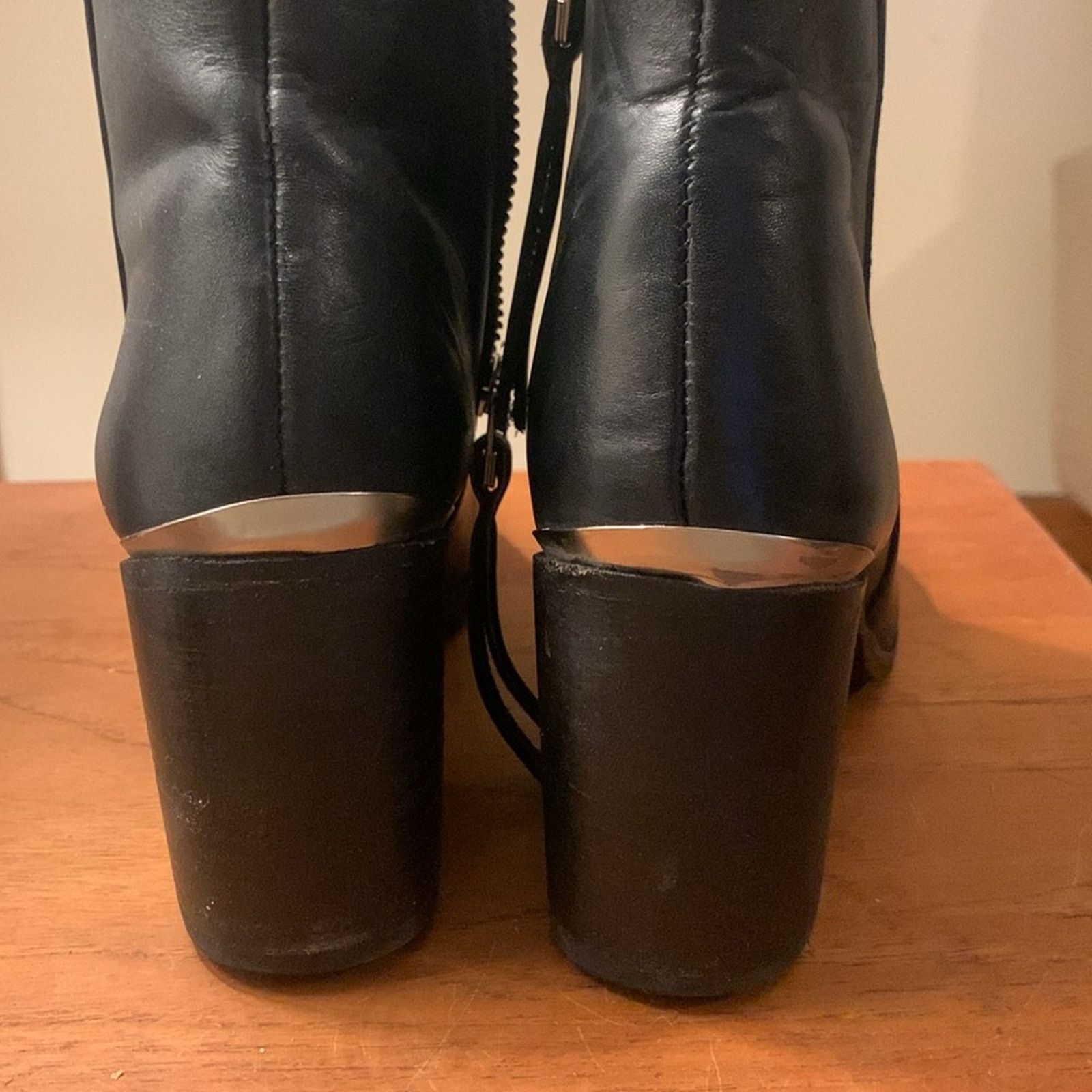 Vintage Sole Child black all leather ankle booties moto,silver studs Size US 7.5 / IT 37.5 - 8 Thumbnail