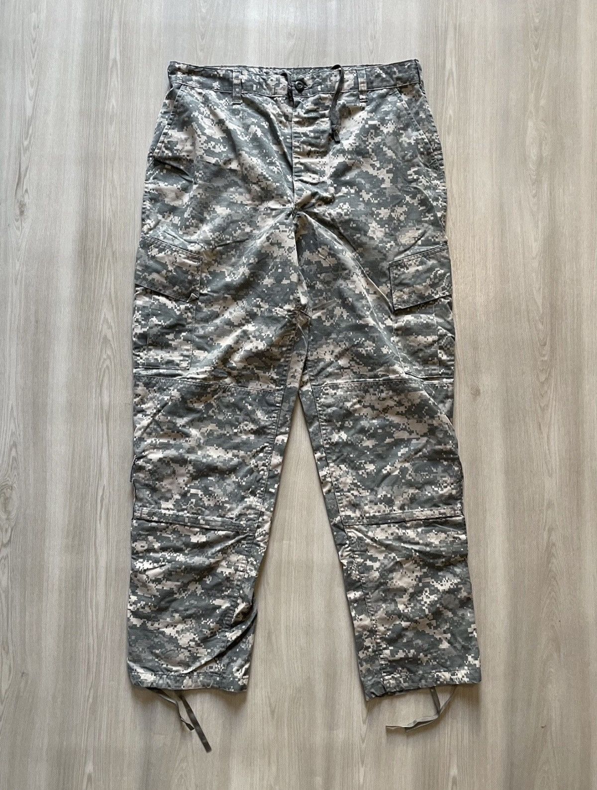 Vintage Vtg Y2K Digital Camo Military Cargo Pants Size Large Long Size US 35 - 1 Thumbnail