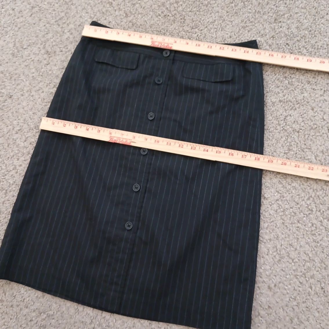 Loft Ann Taylor Loft Skirt Knee Length Black Blue Striped Button Front Lined Size 6 Womens Pencil Straight Pockets Regular Dry Clean Only LOFT Size 28" / US 6 / IT 42 - 2 Thumbnail