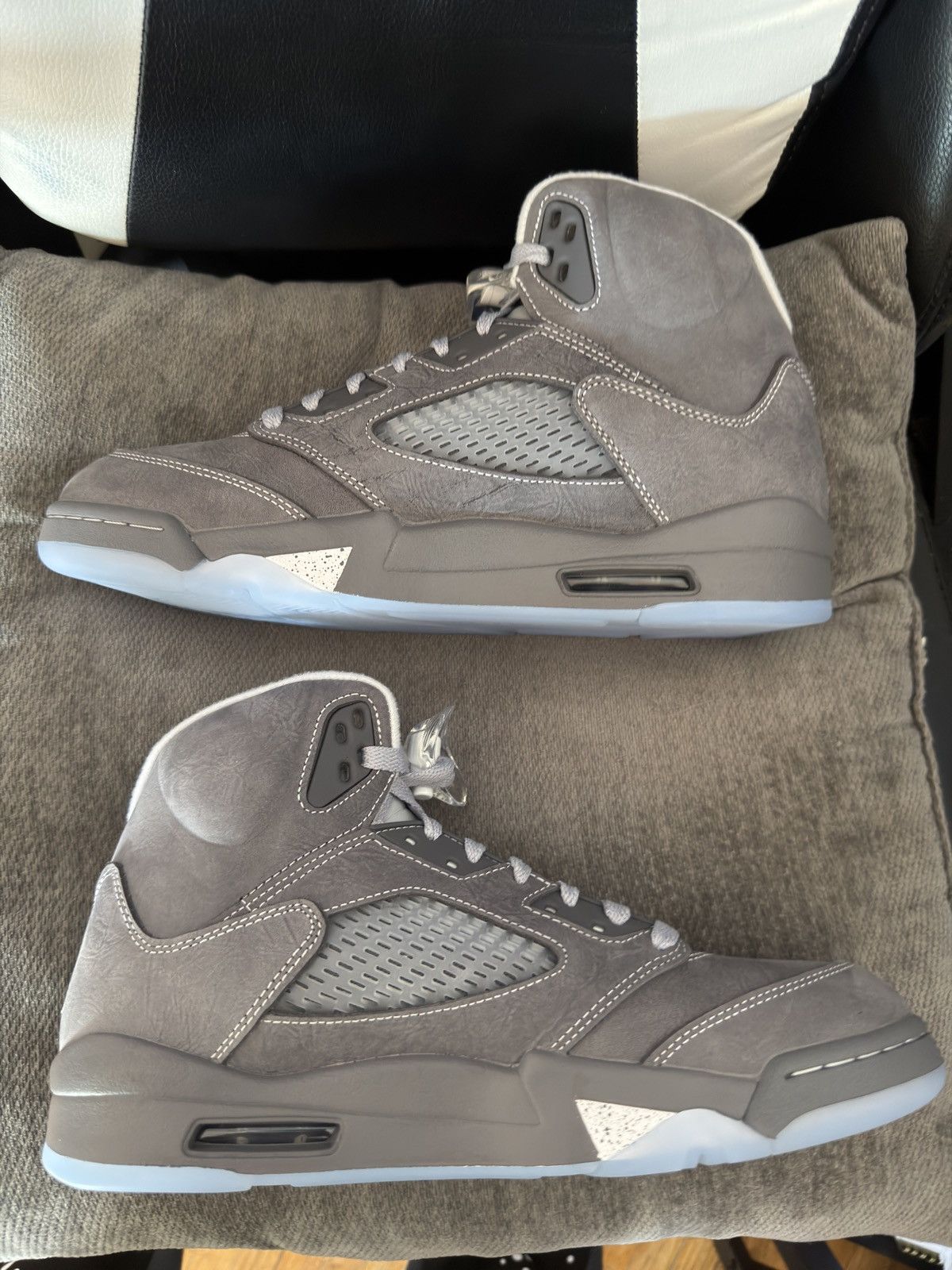 Nike Air Jordan 5 Wolf Grey Size US 10 / EU 43 - 2 Thumbnail