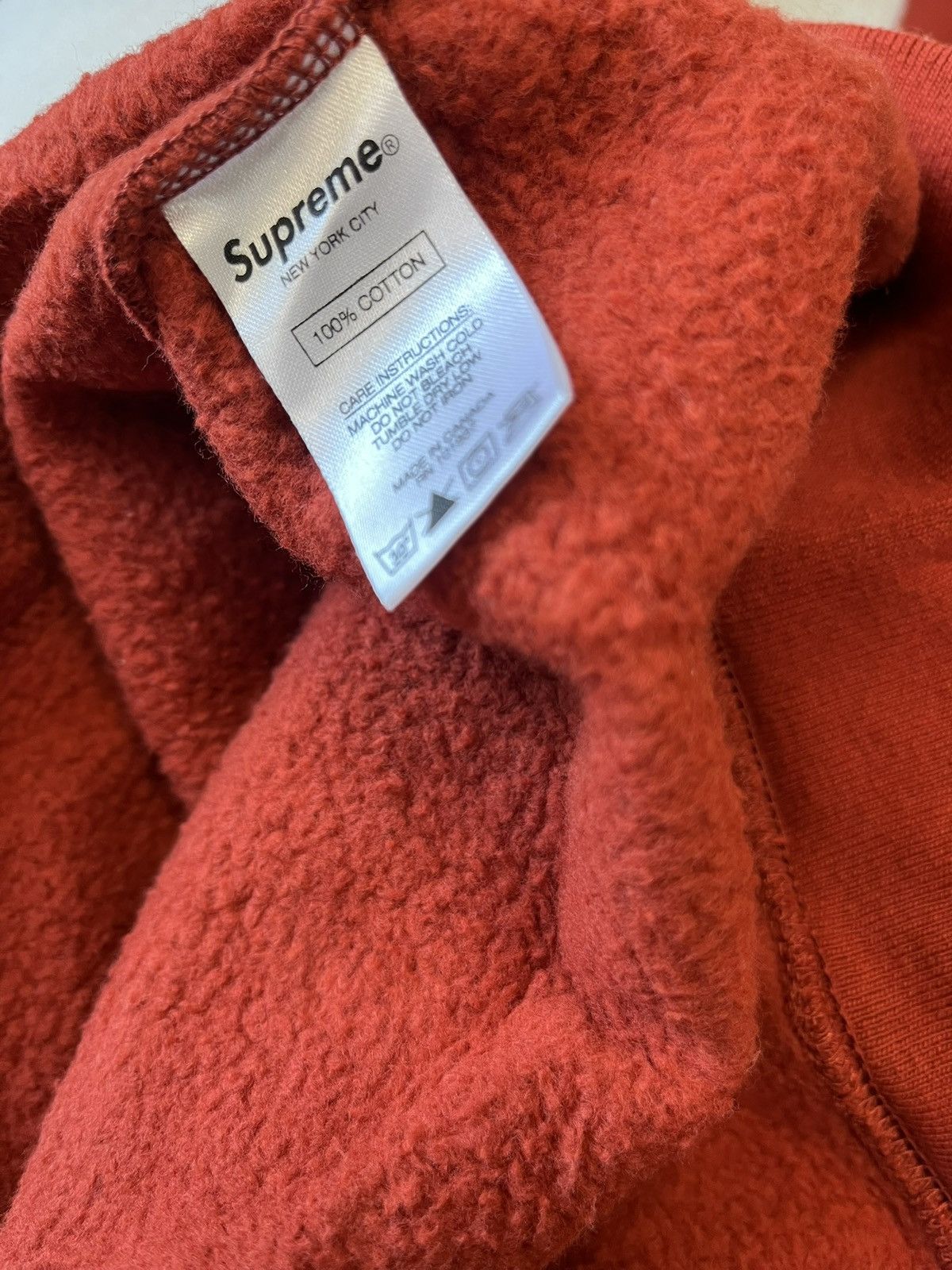 Supreme Supreme cat in the hat hoodie rust fw18 Size US L / EU 52-54 / 3 - 6 Thumbnail