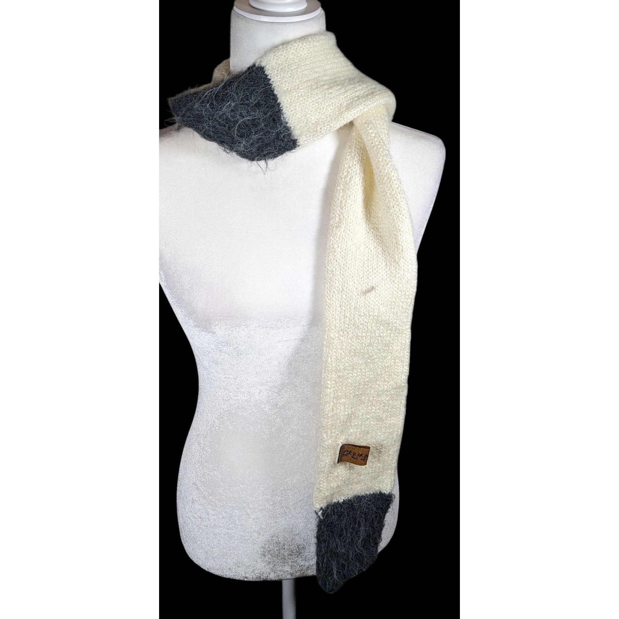 Other Aerika Peruvian Rustic Cream And Grey Scarf Size ONE SIZE - 2 Thumbnail
