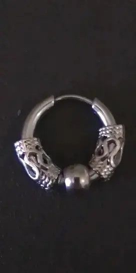 Other Hoop Earrings 🔥🔥🔥 Size ONE SIZE - 1 Thumbnail