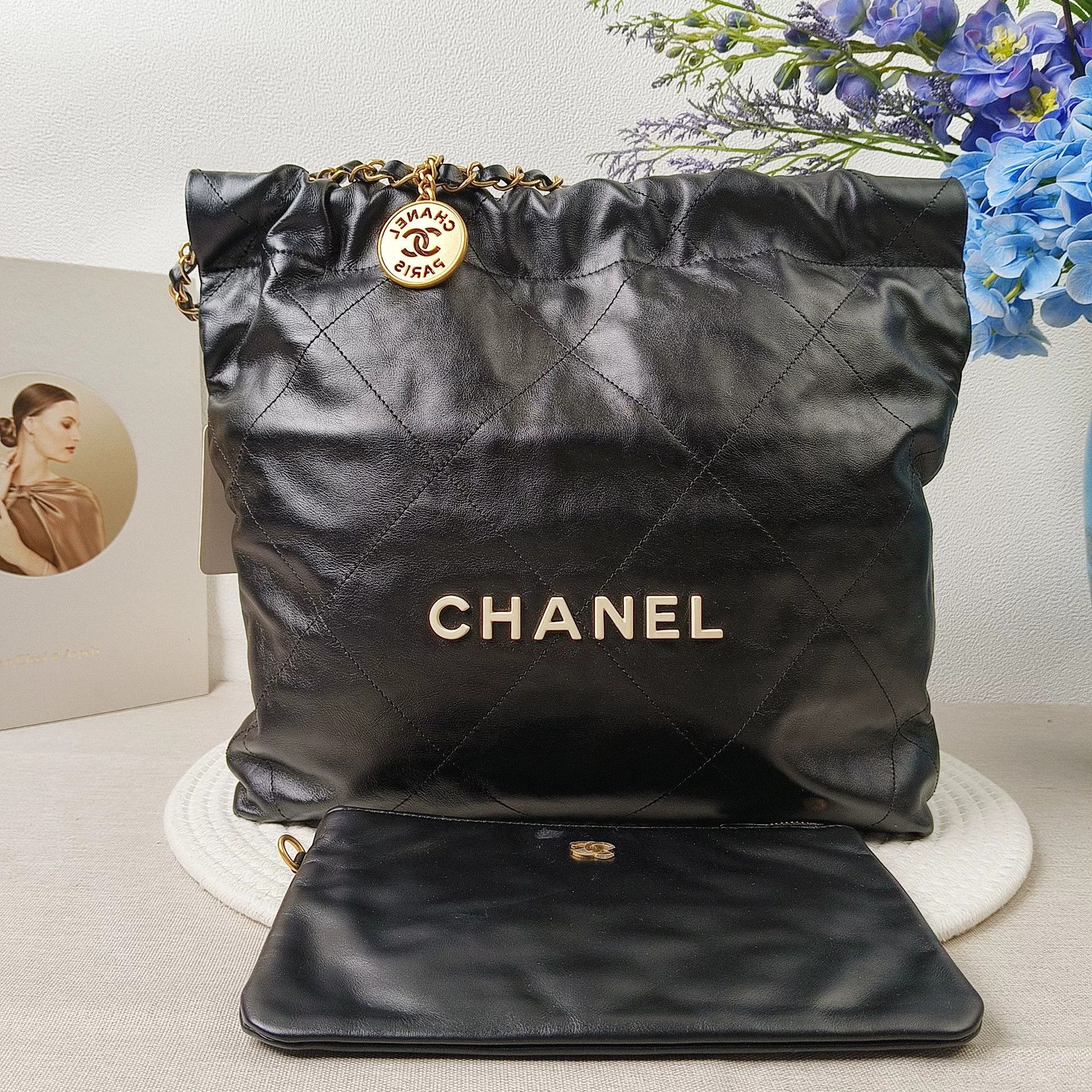 Chanel Pre-loved Bag Very good condition Size ONE SIZE - 1 Thumbnail