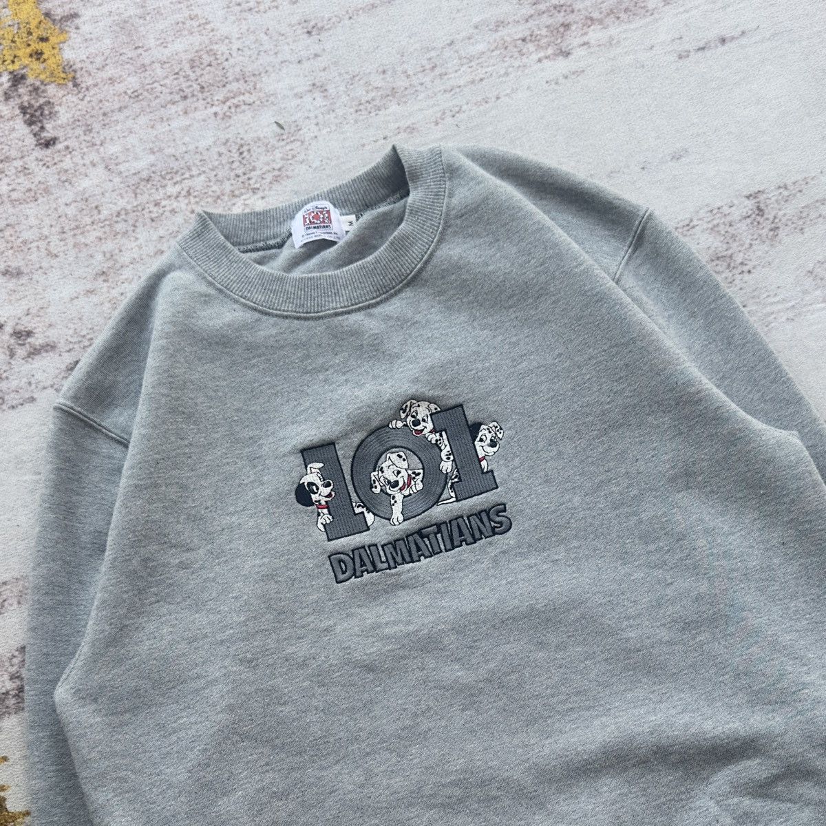 Disney VINTAGE DISNEY DALMATIANS EMBROIDED LOGO SWEATSHIRT Size US S / EU 44-46 / 1 - 3 Thumbnail