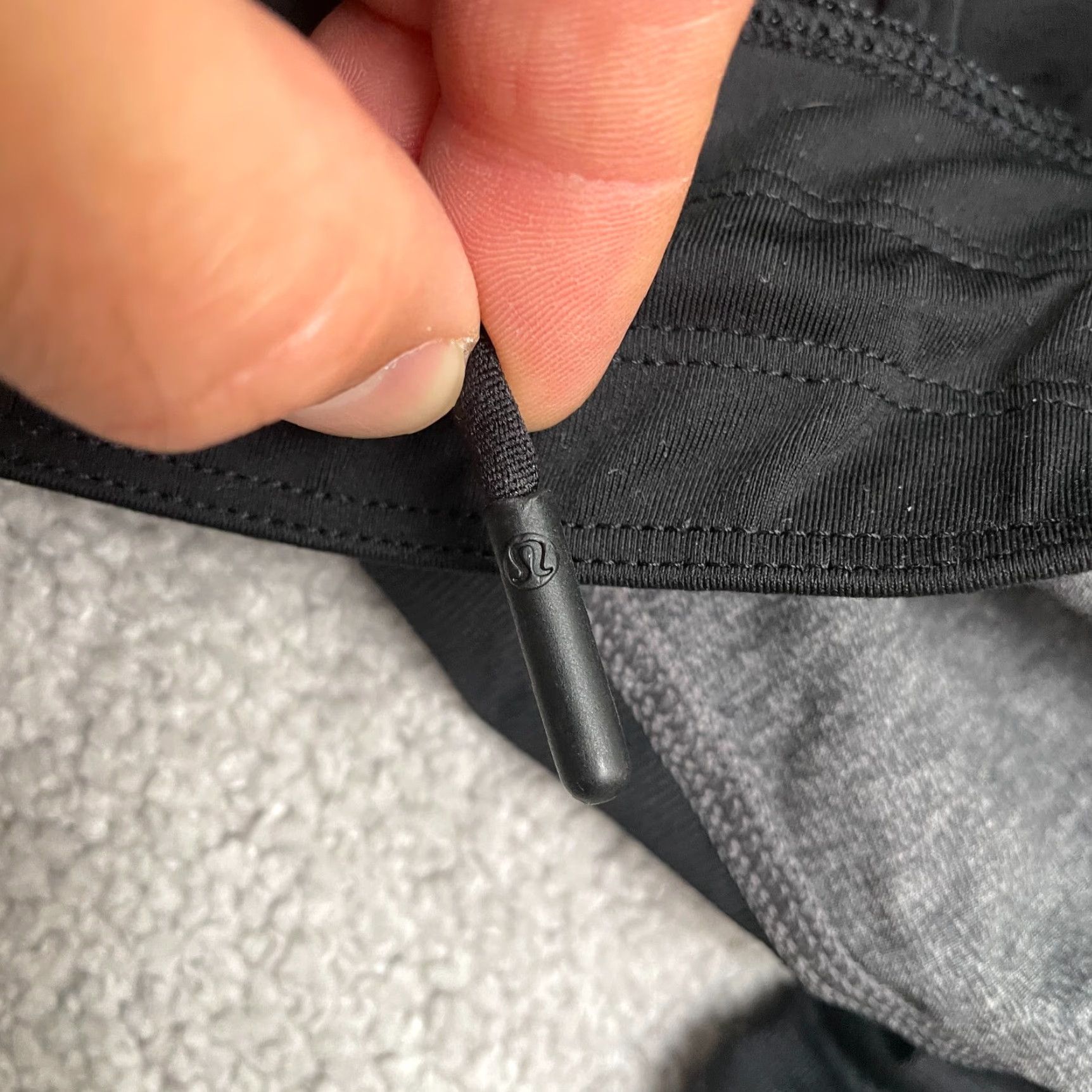 Lululemon Lululemon Active Shorts Mens M Gray Zip Pockets Stretch Drawstring 30x11 Short Athletic Size US 31 - 7 Thumbnail