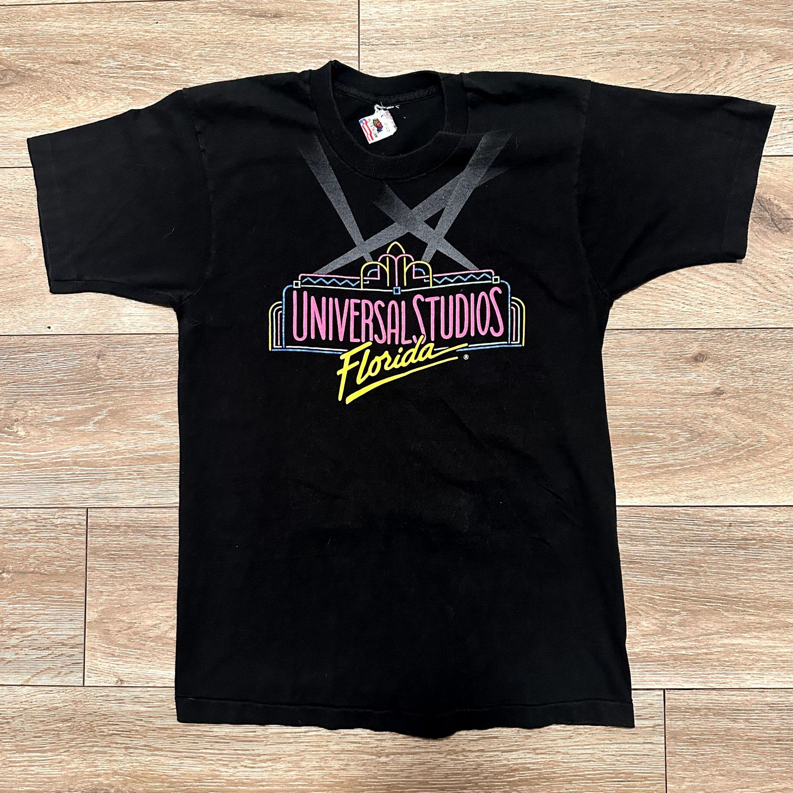 Universal Studios Vintage 90s Neon Universal Studios Florida Black T-Shirt LG Size US L / EU 52-54 / 3 - 1 Thumbnail