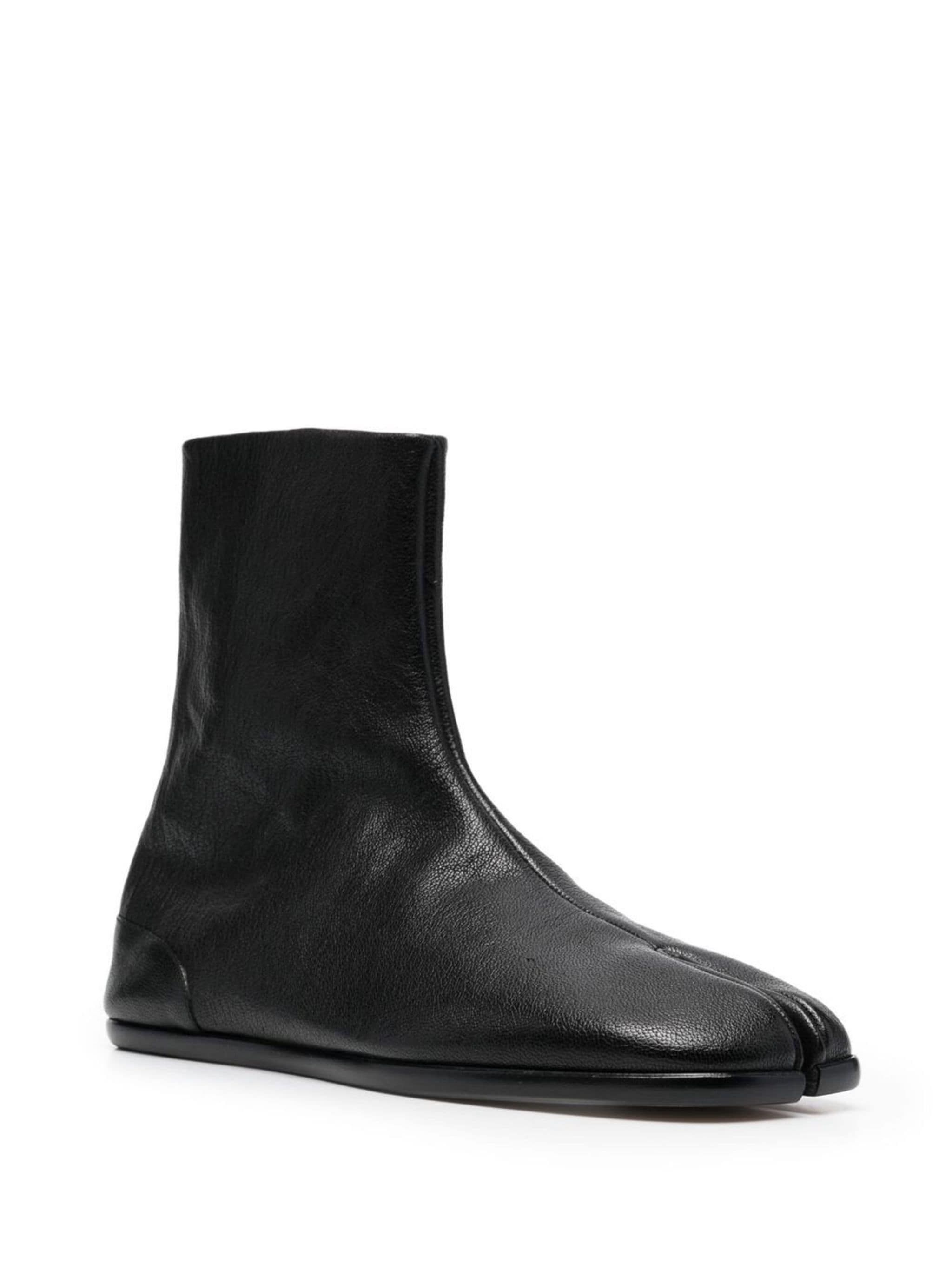 Maison Margiela Brand New - Maison Margiela Tabi Flat Ankle Boots In Black Size US 7 / EU 40 - 2 Thumbnail