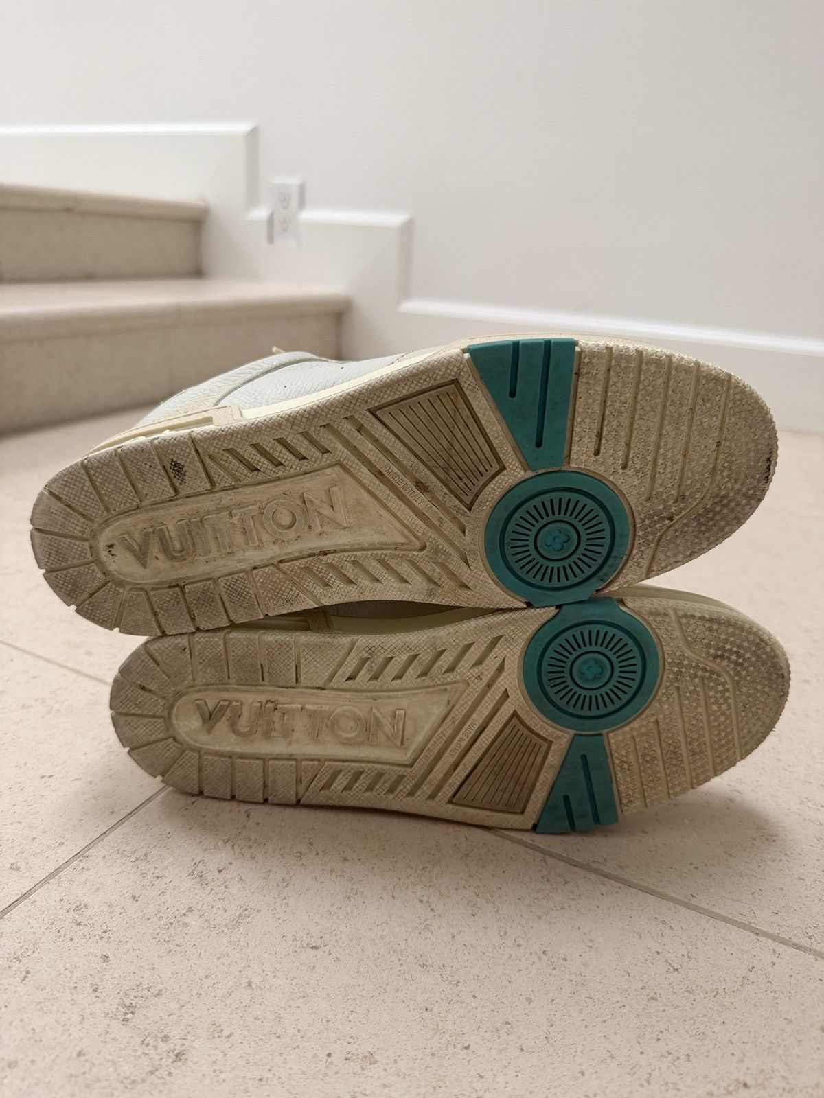 Louis Vuitton LOUIS VUITTON Trainer Sneakers Size US 9 / EU 42 - 10 Thumbnail