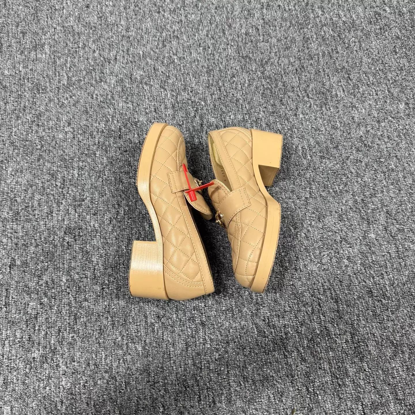 Chanel Chanel Beige Double C Heart Quilted Loafer 37 99N Size US 6.5 / IT 36.5 - 4 Thumbnail