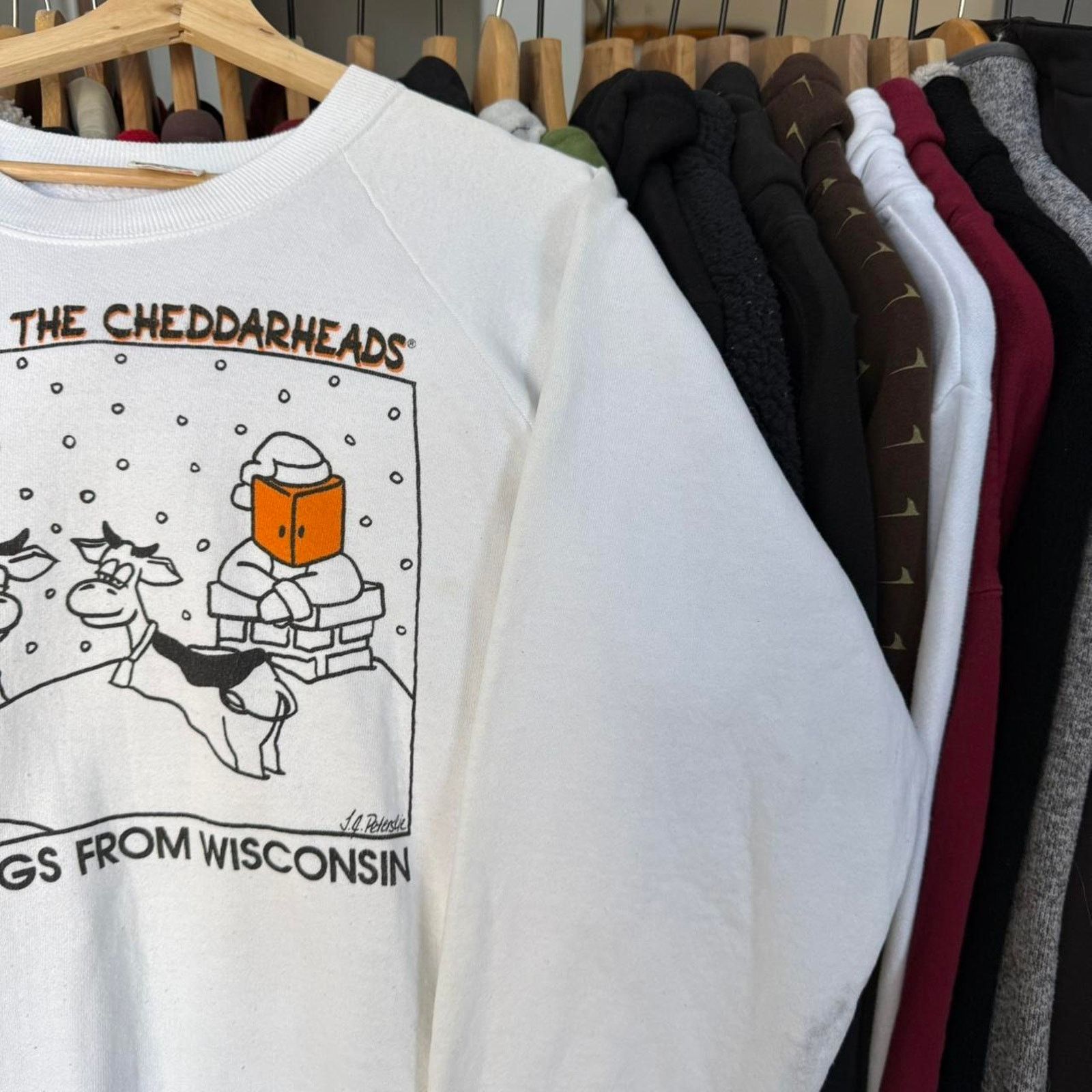 Fruit Of The Loom Vintage 90s Cheddarheads Greetings From Wisconsin Sweatshirt Size US XL / EU 56 / 4 - 3 Thumbnail