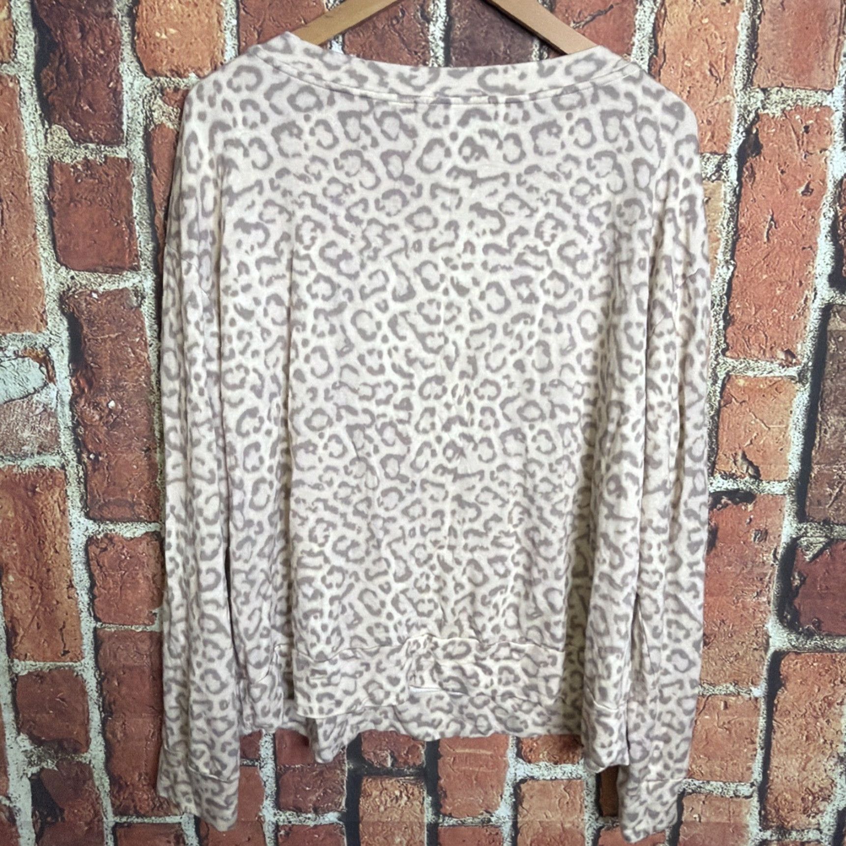 Vintage Soma Sunday Long Sleeve Pajama Top Cozy Cat Silver Leopard XXL Pajama Top Womens Winter Fall Size XXL / US 16-18 / IT 52-54 - 3 Thumbnail