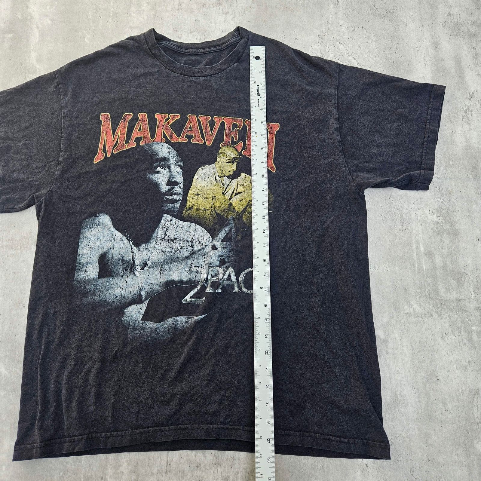Hanes Tupac Rap T-Shirt Size Large Black 2PAC Makaveli Size US L / EU 52-54 / 3 - 5 Thumbnail