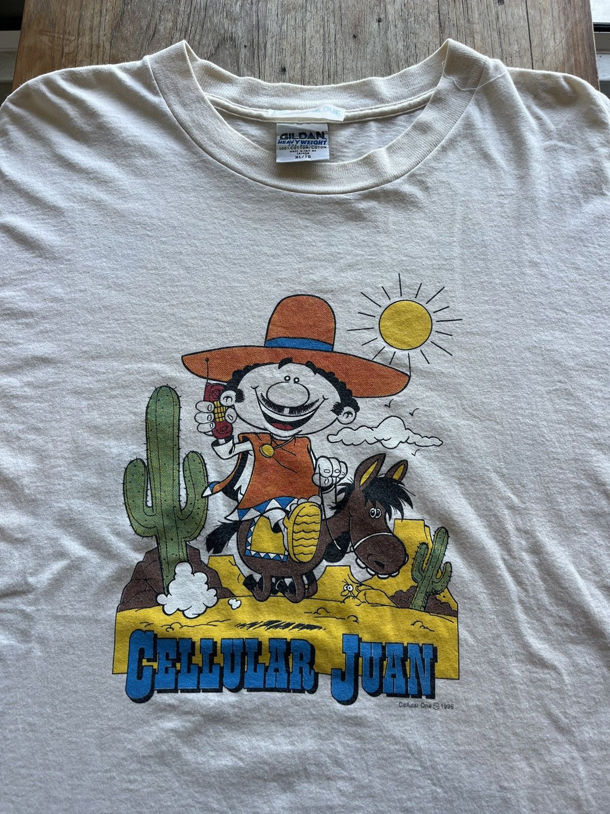 Vintage Vintage CELLULAR ONE 1996’s Bell Mobilit’e tshirt Size US XL / EU 56 / 4 - 4 Thumbnail