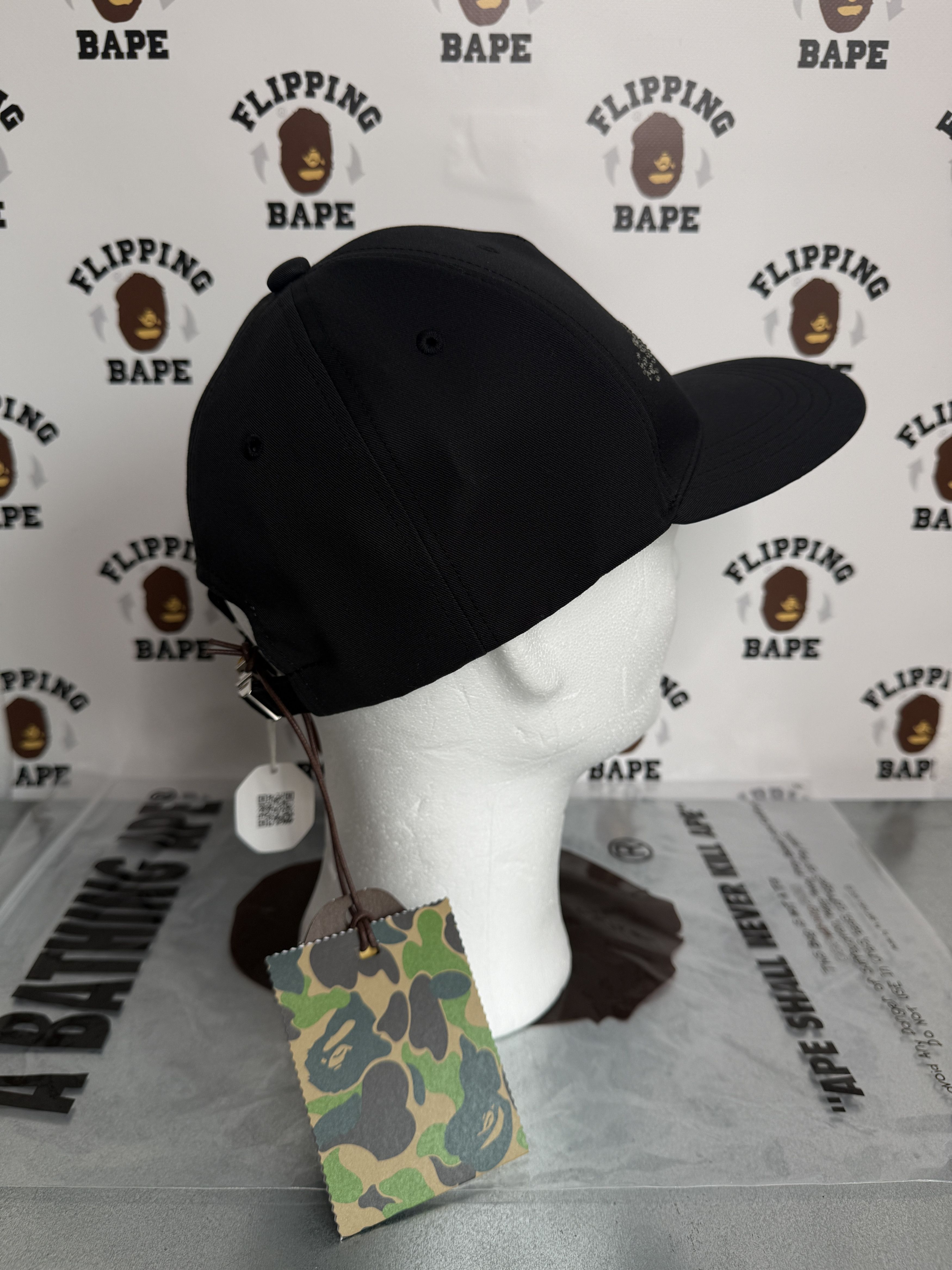 Bape × Swarovski BAPE X SWAROVSKI A BATHING APE LOGO CAP Size ONE SIZE - 13 Thumbnail