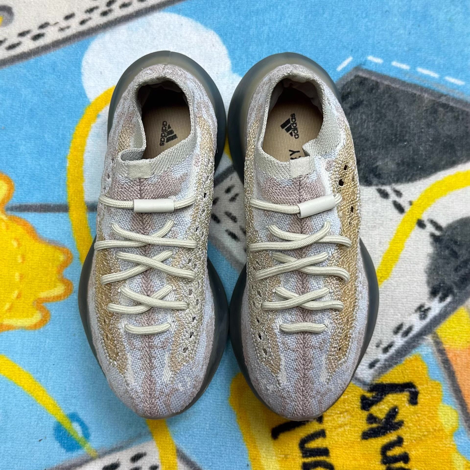 Yeezy YEEZY 380 Pepper Reflective Ｑ20 Size US 5.5 / EU 38 - 5 Thumbnail