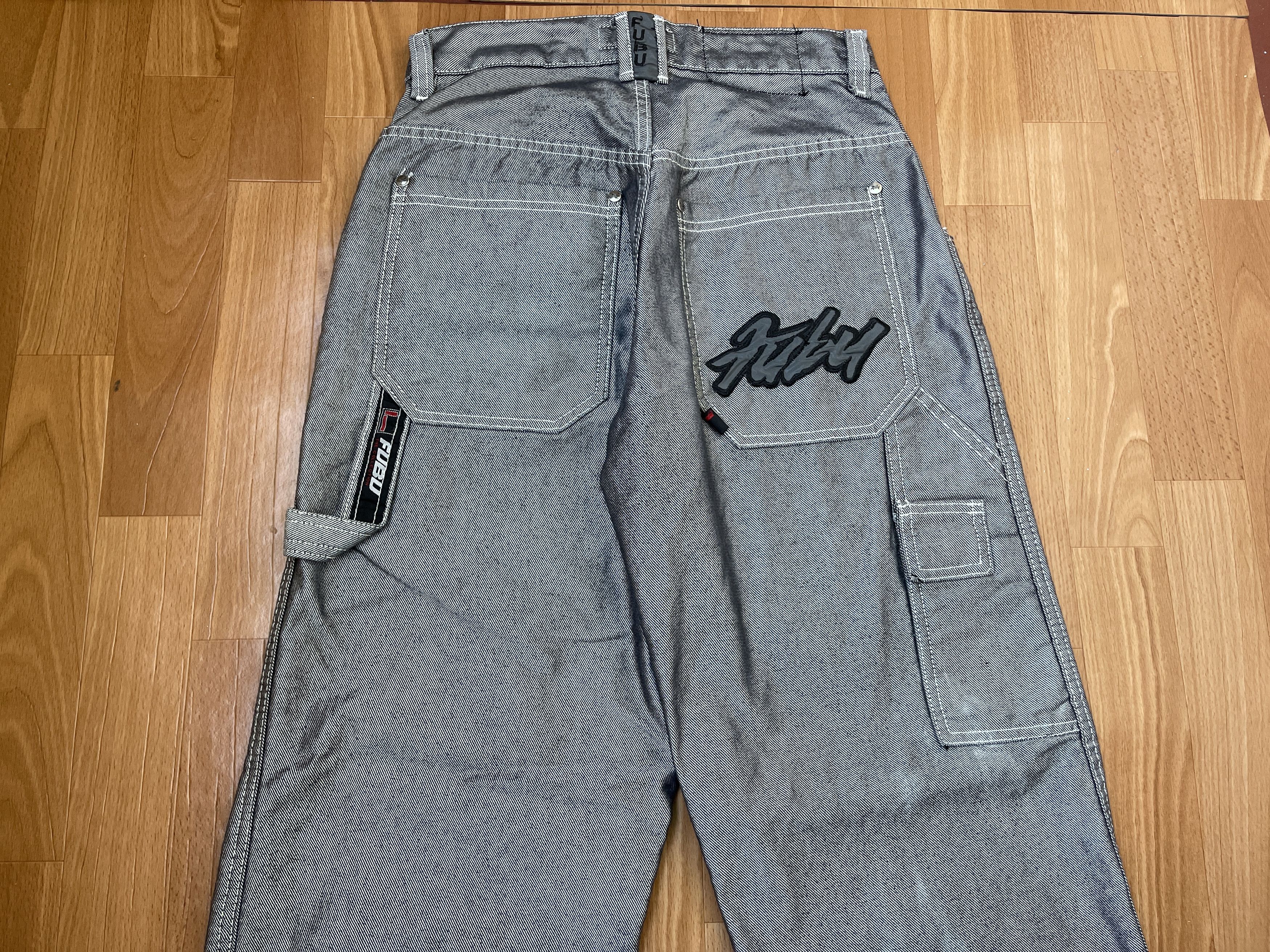 Fubu FUBU jeans shiny vintage baggy jeans silver metallic size 28 Size US 28 / EU 44 - 4 Thumbnail