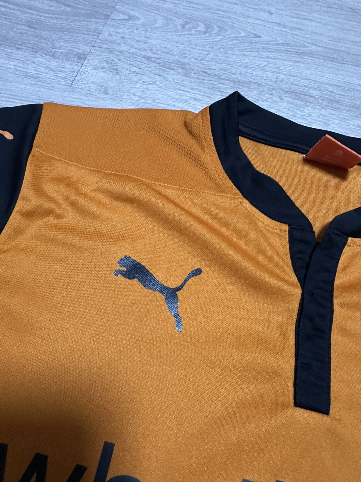 Puma Puma Jersey Soccer Wolverhapmton 2014/15 home shirt Size US M / EU 48-50 / 2 - 4 Thumbnail