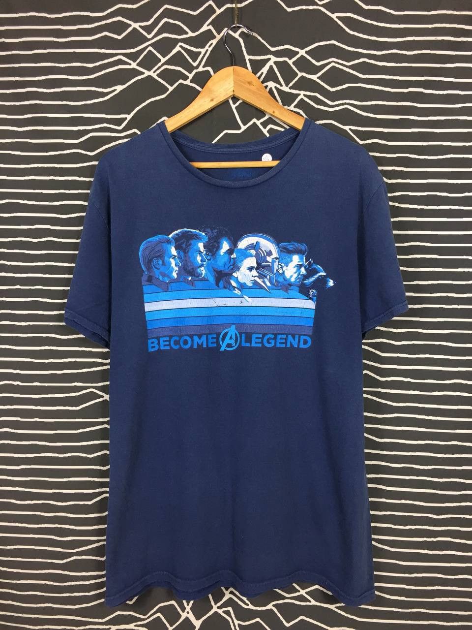 Marvel Comics × Vintage Avengers End Games Became A Legend Superheroes Tee Size US XL / EU 56 / 4 - 2 Thumbnail